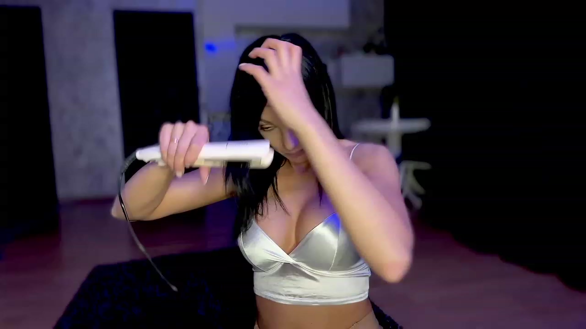 Gallery image thumbnail from Boootiful's myfreecams stream on, 04/27/2023, 23:41 image 1 of 20