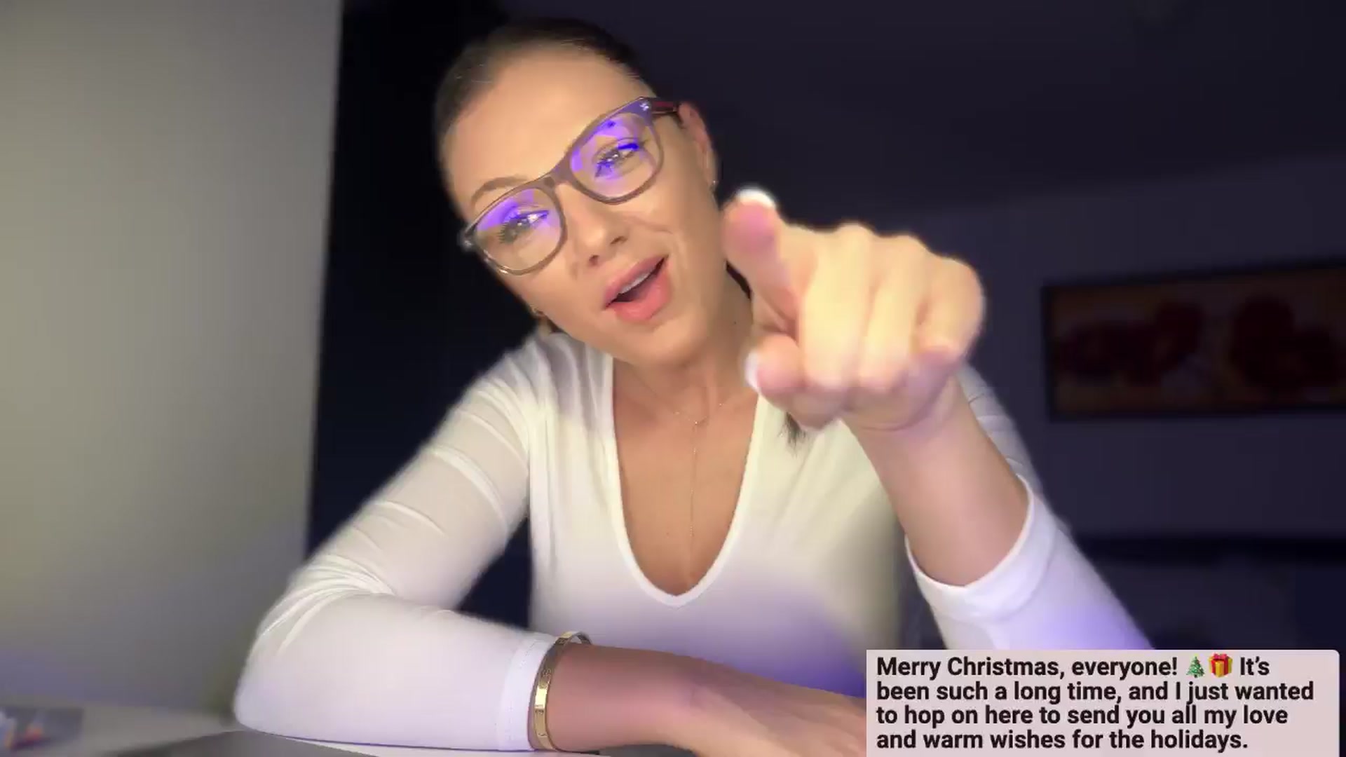 Gallery image thumbnail from Boootiful's myfreecams stream on, 12/25/2024, 21:21 image 13 of 20