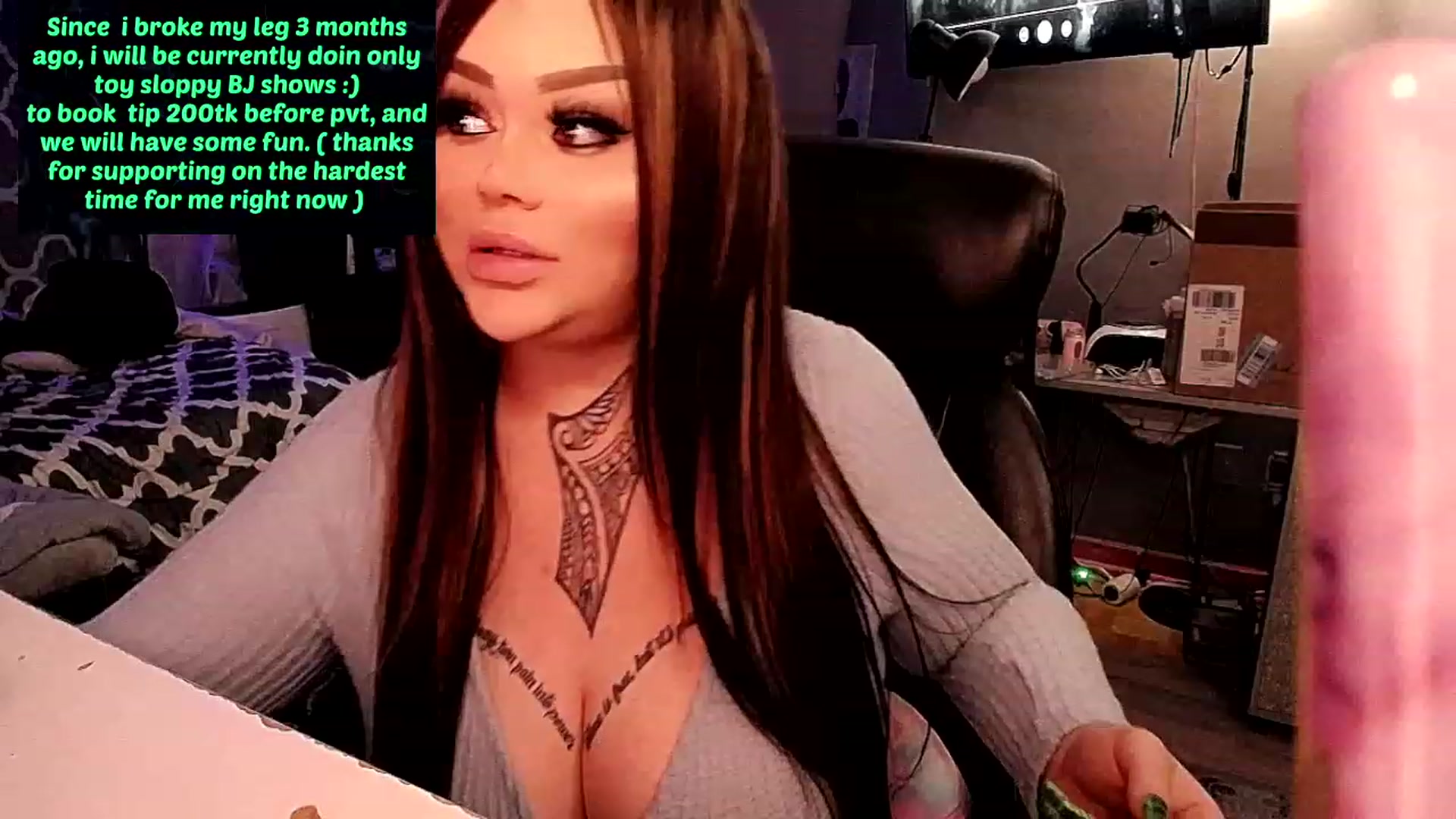 Gallery image thumbnail from BoootySTAR's myfreecams stream on, 11/23/2022, 06:35 image 8 of 20