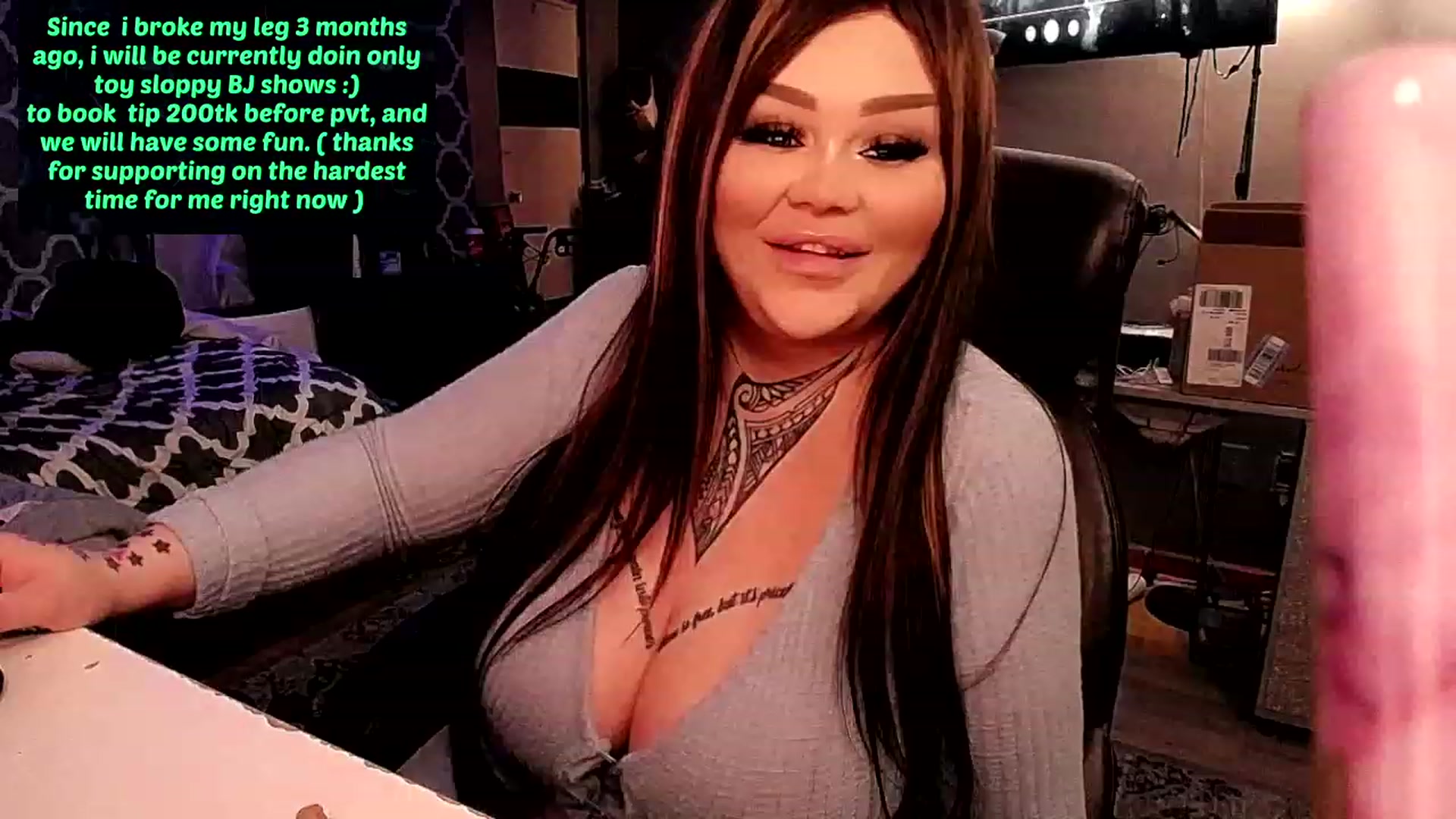 Gallery image thumbnail from BoootySTAR's myfreecams stream on, 11/23/2022, 06:35 image 6 of 20