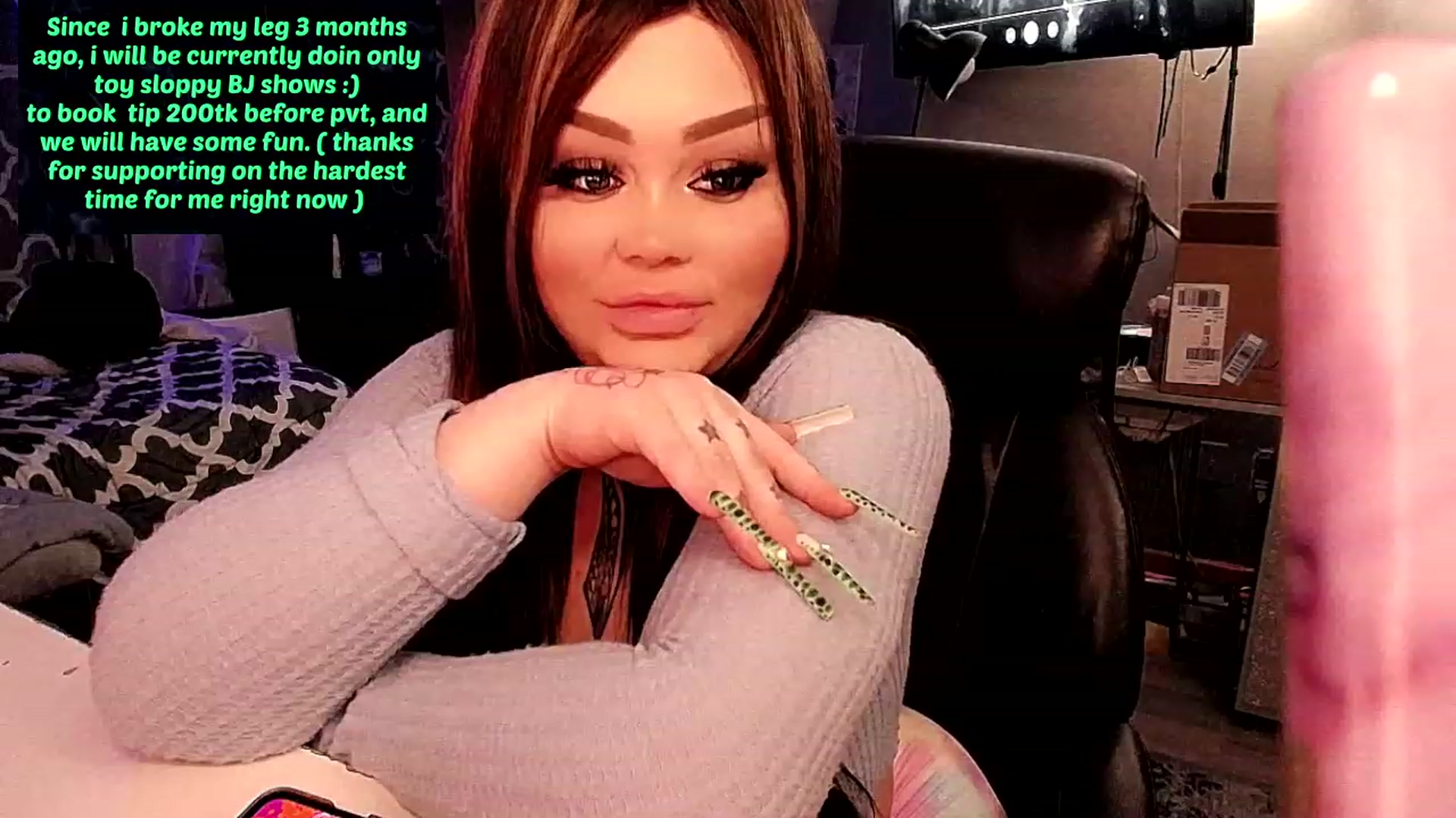 Gallery image thumbnail from BoootySTAR's myfreecams stream on, 11/23/2022, 06:35 image 11 of 20