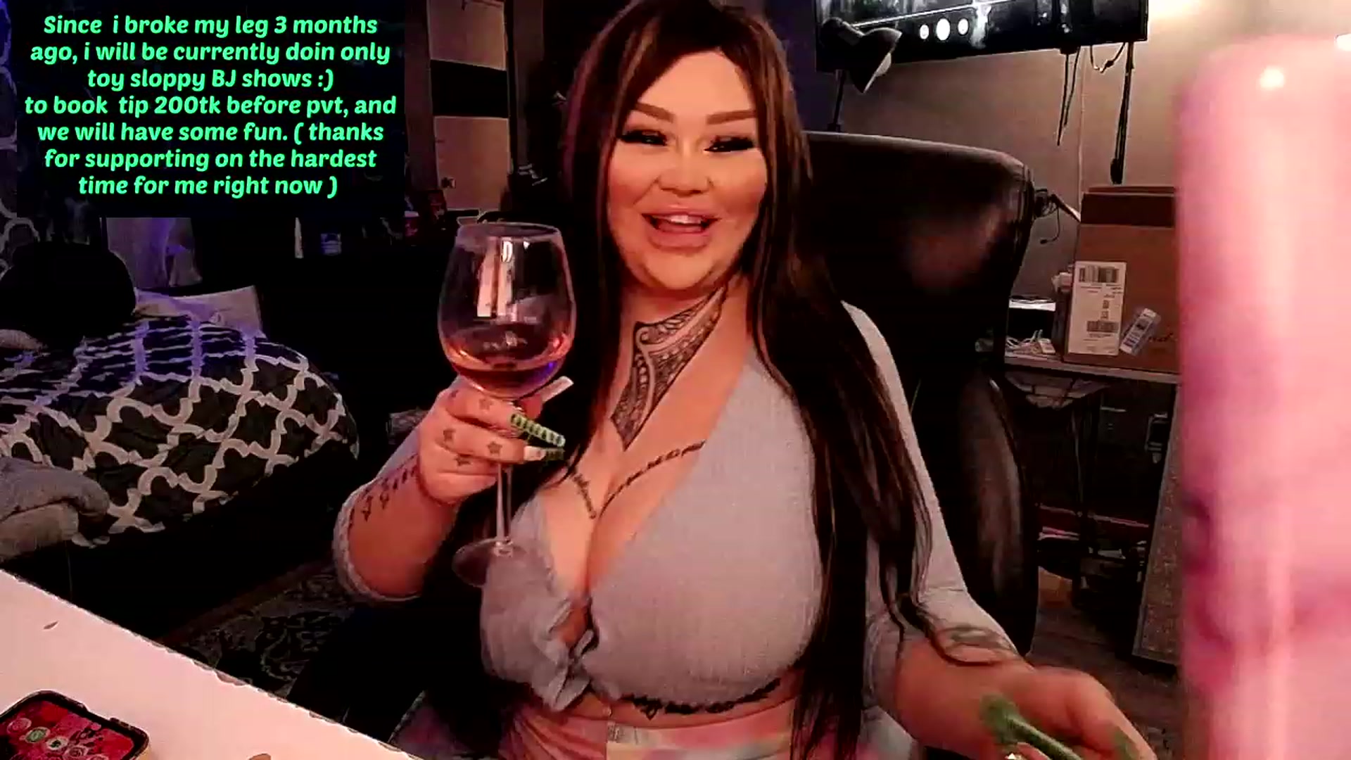 Gallery image thumbnail from BoootySTAR's myfreecams stream on, 11/23/2022, 06:35 image 16 of 20