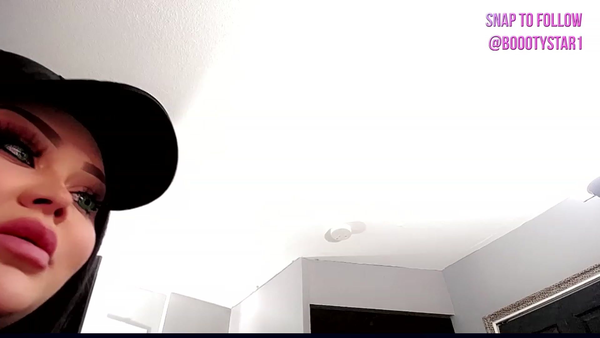 Gallery image thumbnail from BoootySTAR's myfreecams stream on, 01/02/2023, 21:53 image 2 of 20