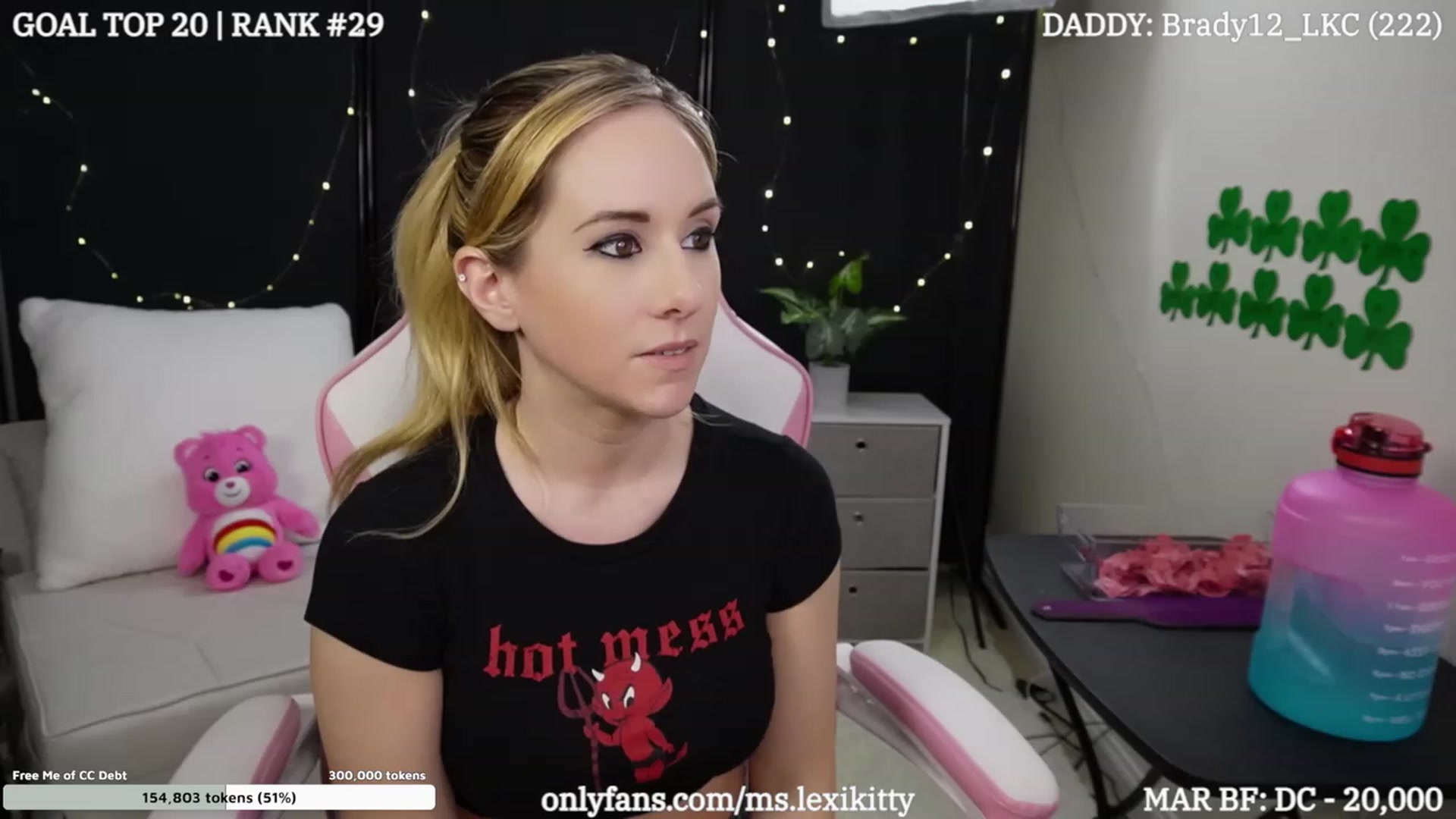 Gallery image thumbnail from BoostedsWifey's myfreecams stream on, 03/14/2024, 03:03 image 6 of 20