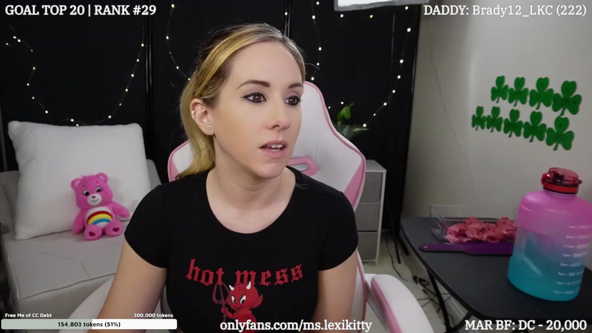 Gallery image thumbnail from BoostedsWifey's myfreecams stream on, 03/14/2024, 03:03 image 5 of 20