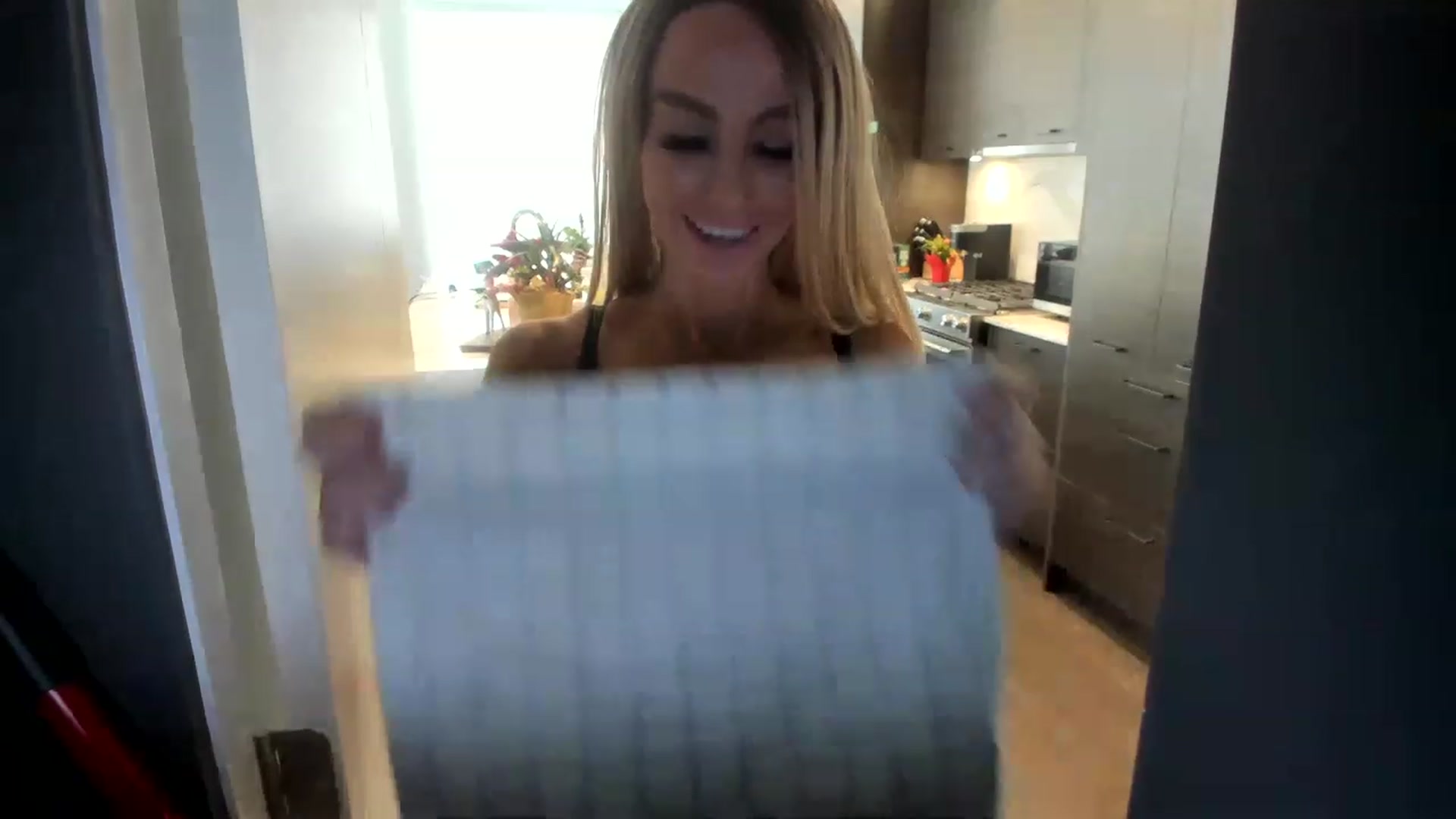 Gallery image thumbnail from Boots10's myfreecams stream on, 02/02/2023, 21:04 image 15 of 20