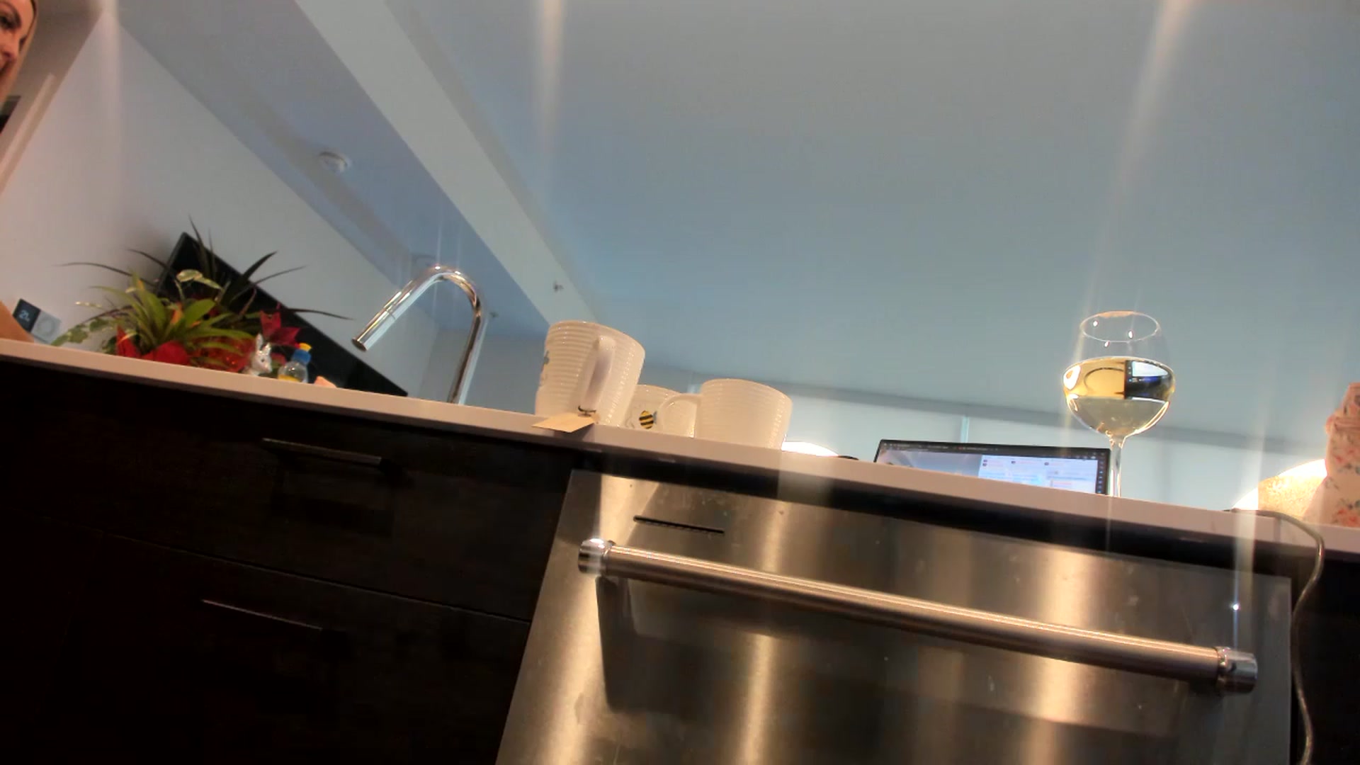 Gallery image thumbnail from Boots10's myfreecams stream on, 02/06/2023, 21:55 image 3 of 20