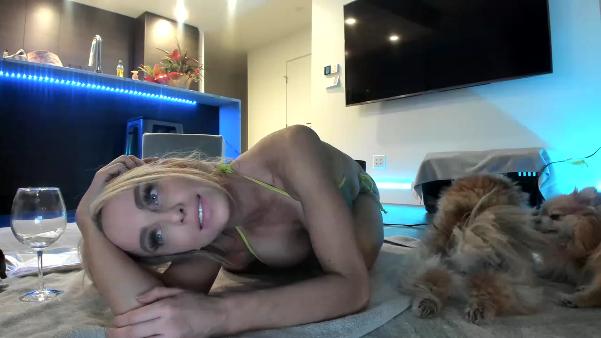 Gallery image thumbnail from Boots10's myfreecams stream on, 02/11/2023, 05:54 image 13 of 20