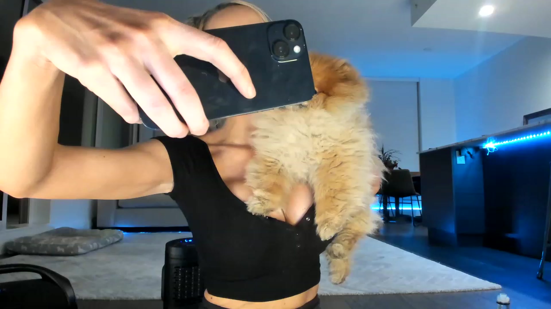 Gallery image thumbnail from Boots10's myfreecams stream on, 02/20/2023, 04:09 image 1 of 20