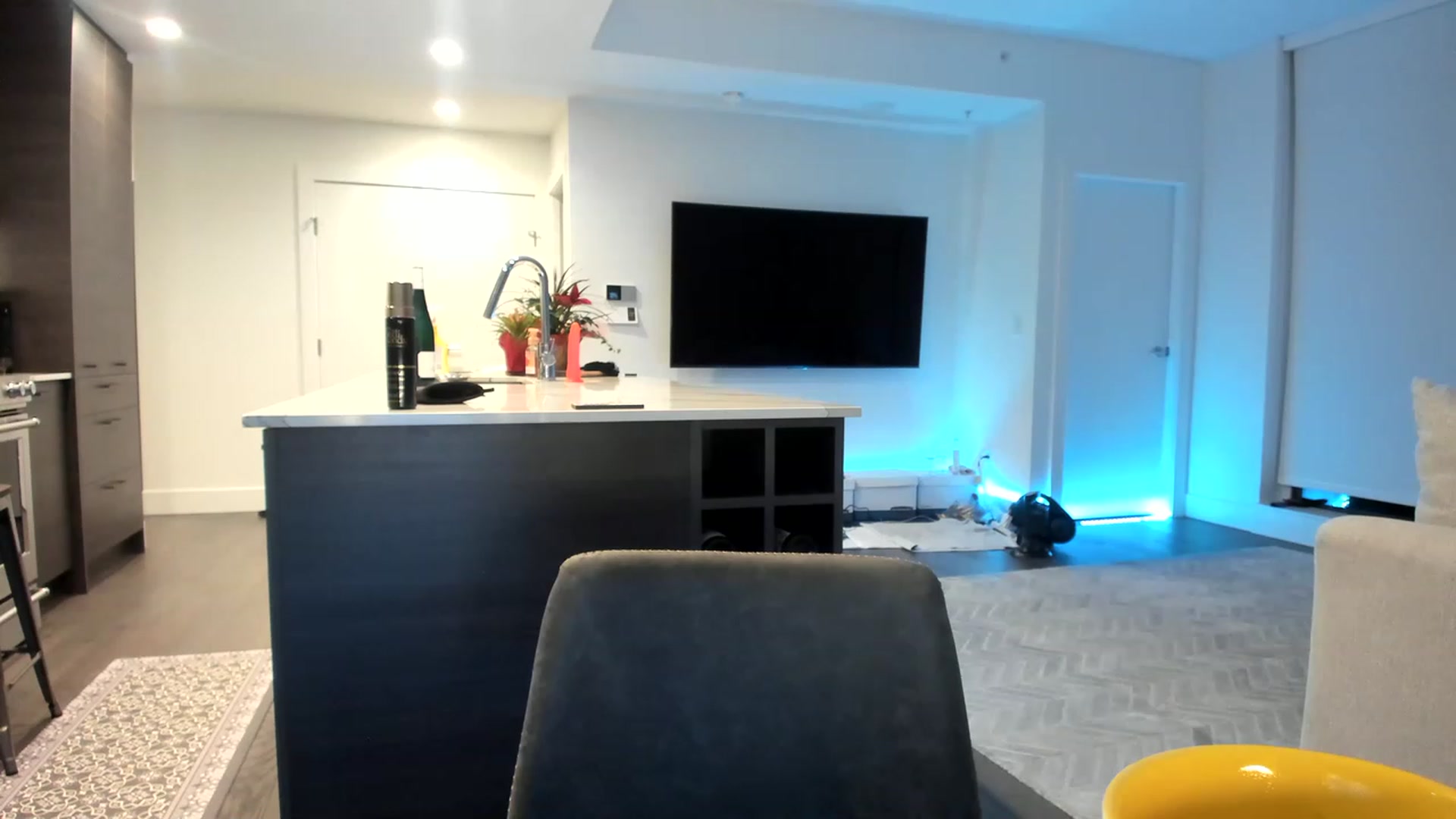 Gallery image thumbnail from Boots10's myfreecams stream on, 02/21/2023, 04:16 image 13 of 20