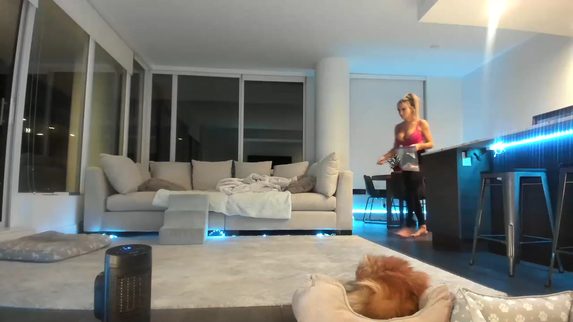 Gallery image thumbnail from Boots10's myfreecams stream on, 02/23/2023, 05:20 image 1 of 20