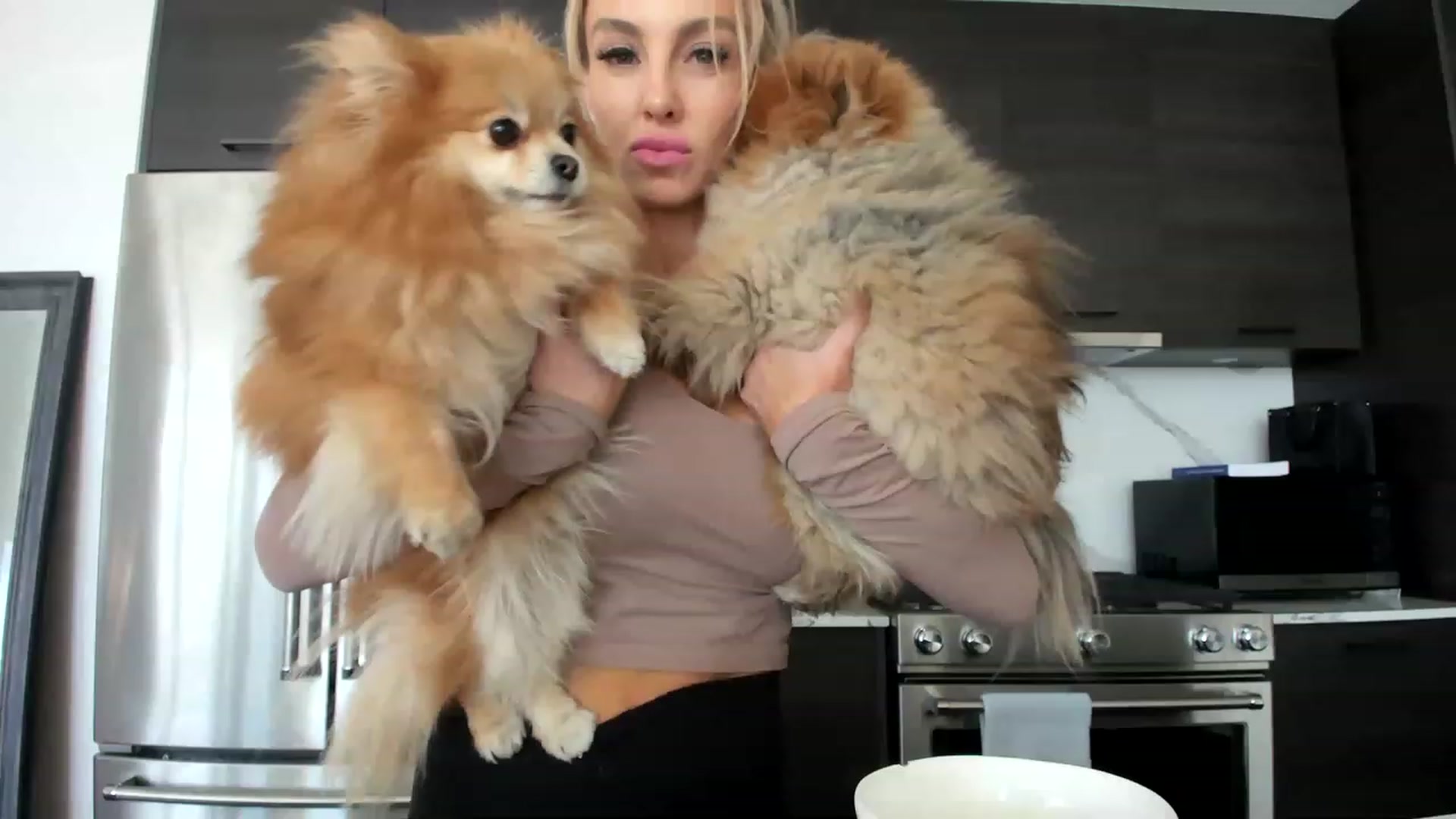Gallery image thumbnail from Boots10's myfreecams stream on, 02/24/2023, 20:33 image 16 of 20