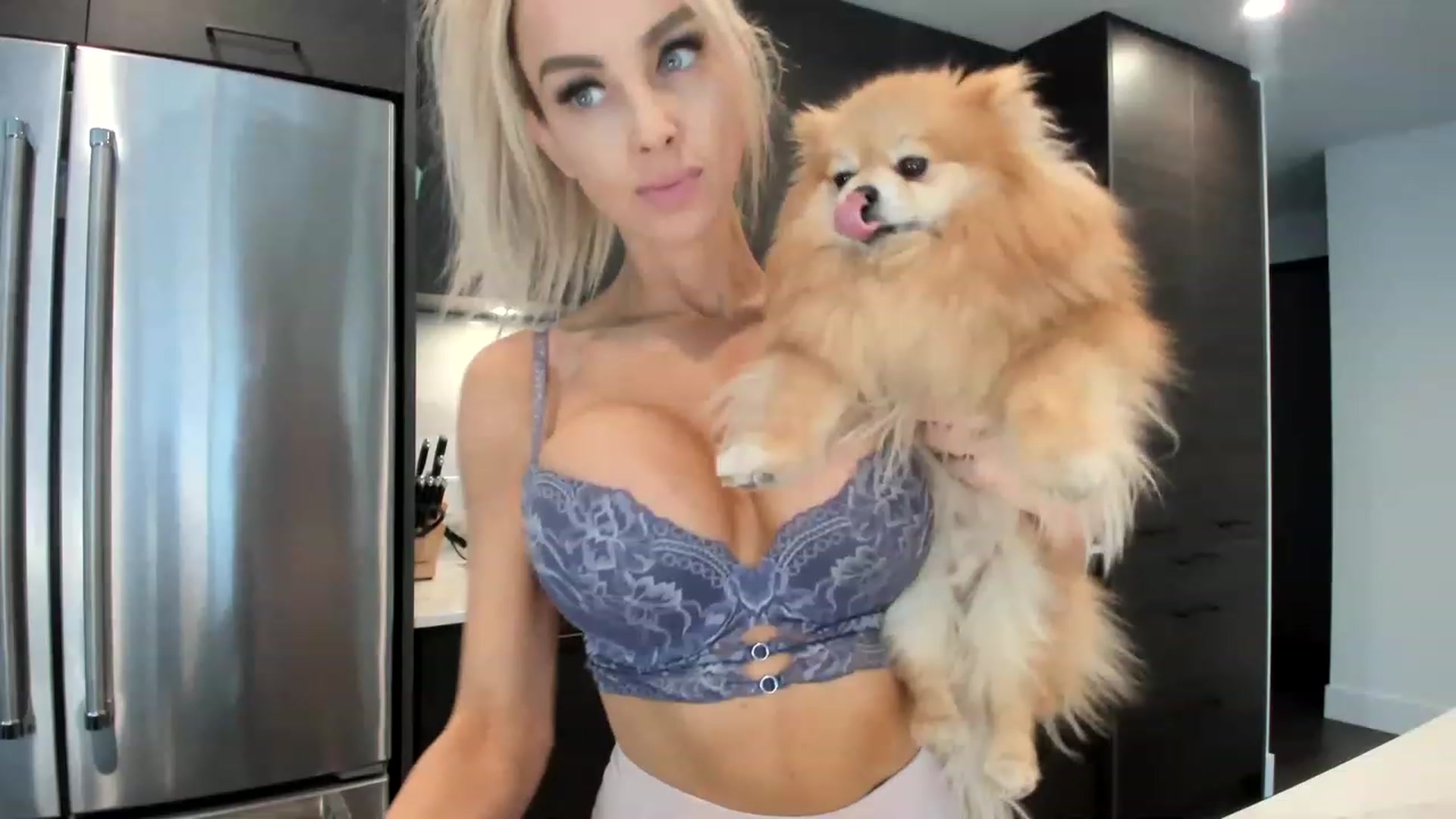Gallery image thumbnail from Boots10's myfreecams stream on, 02/25/2023, 21:13 image 18 of 20