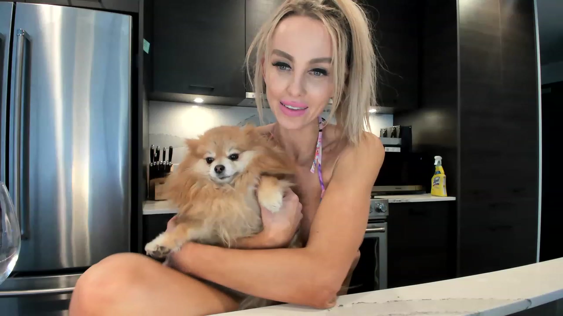 Gallery image thumbnail from Boots10's myfreecams stream on, 03/02/2023, 24:23 image 8 of 20