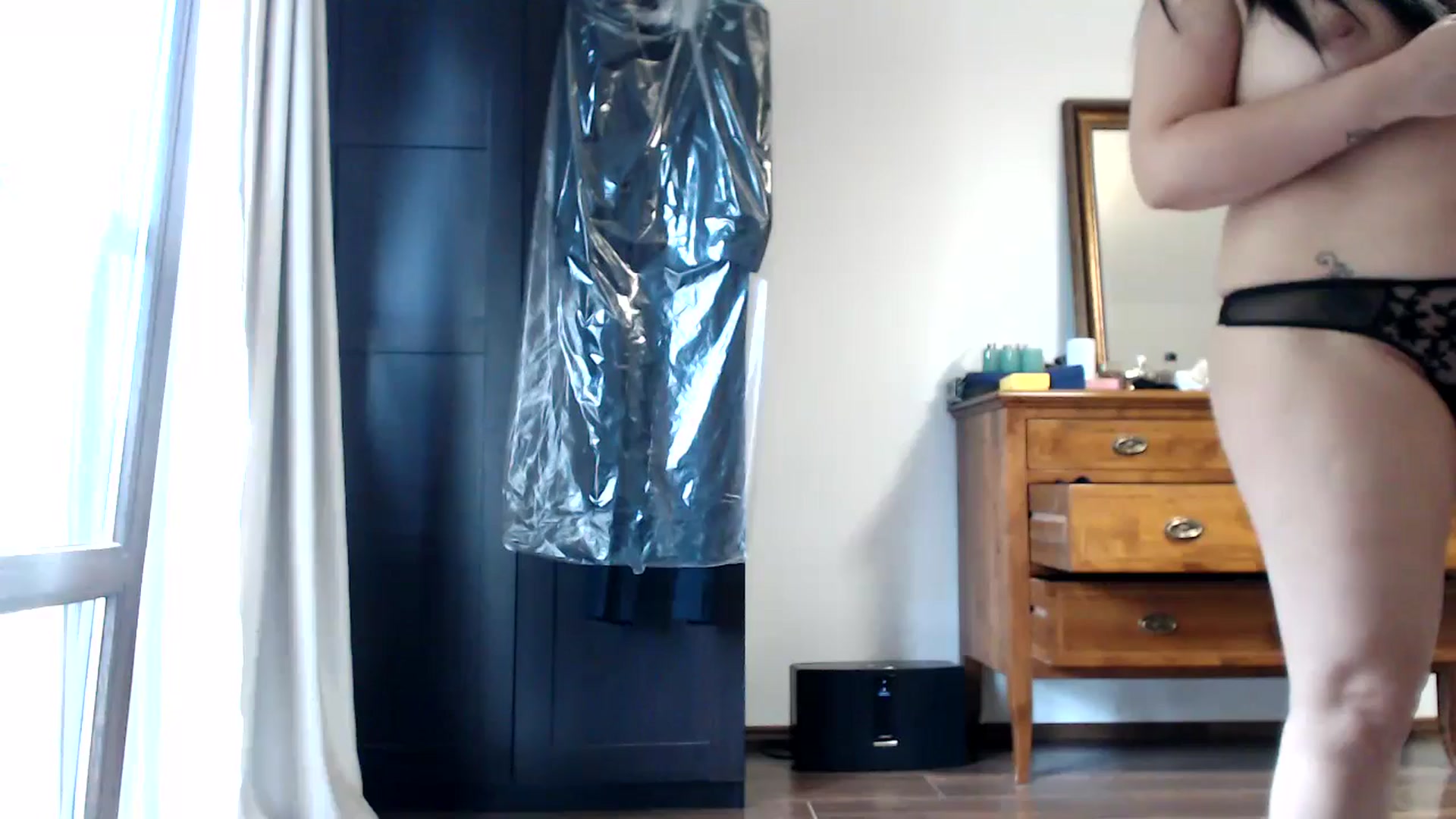 Gallery image thumbnail from BootyFallon's myfreecams stream on, 05/17/2024, 13:18 image 1 of 20