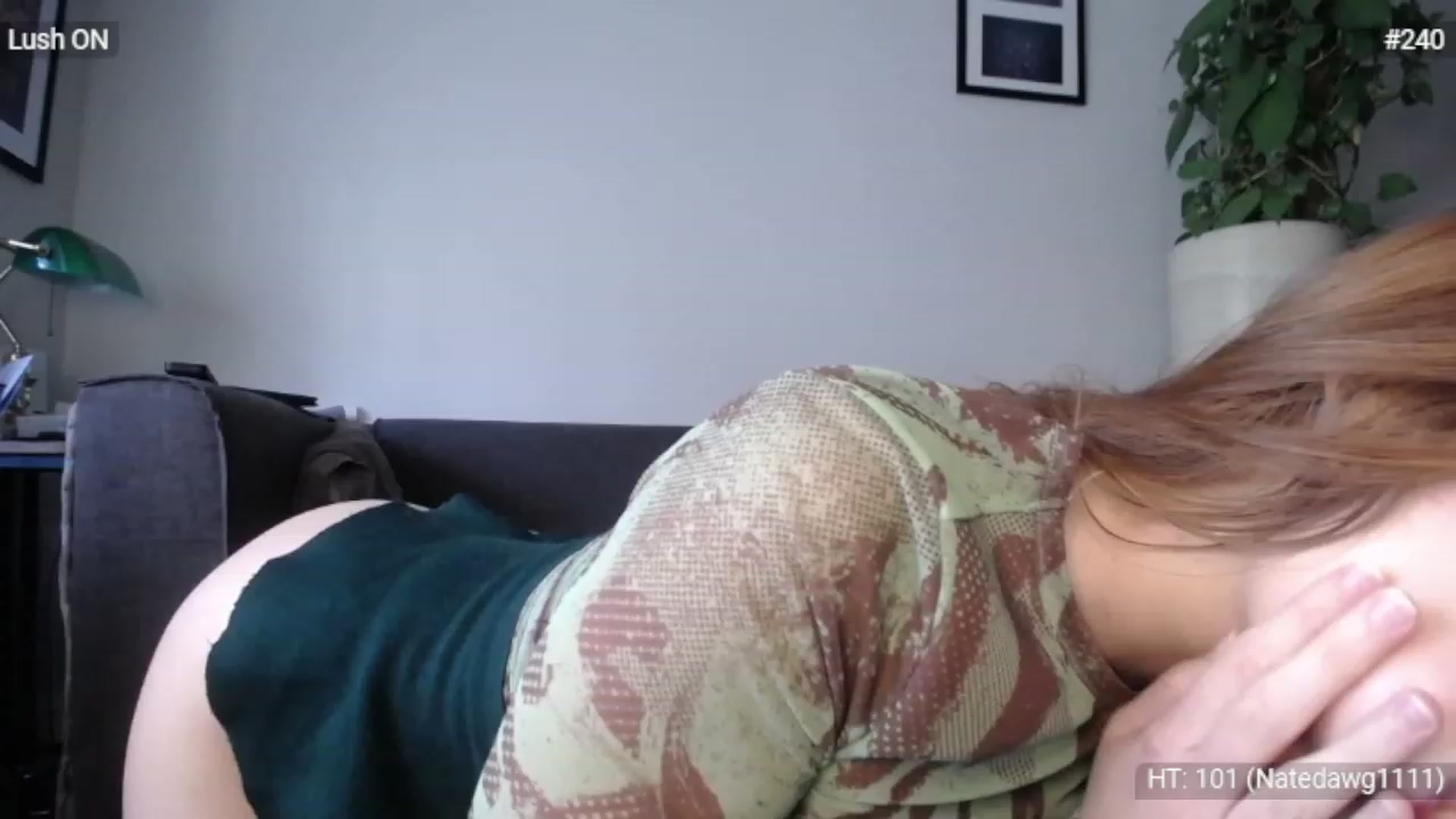 Gallery image thumbnail from Bootysaur's myfreecams stream on, 12/01/2022, 10:43 image 12 of 20