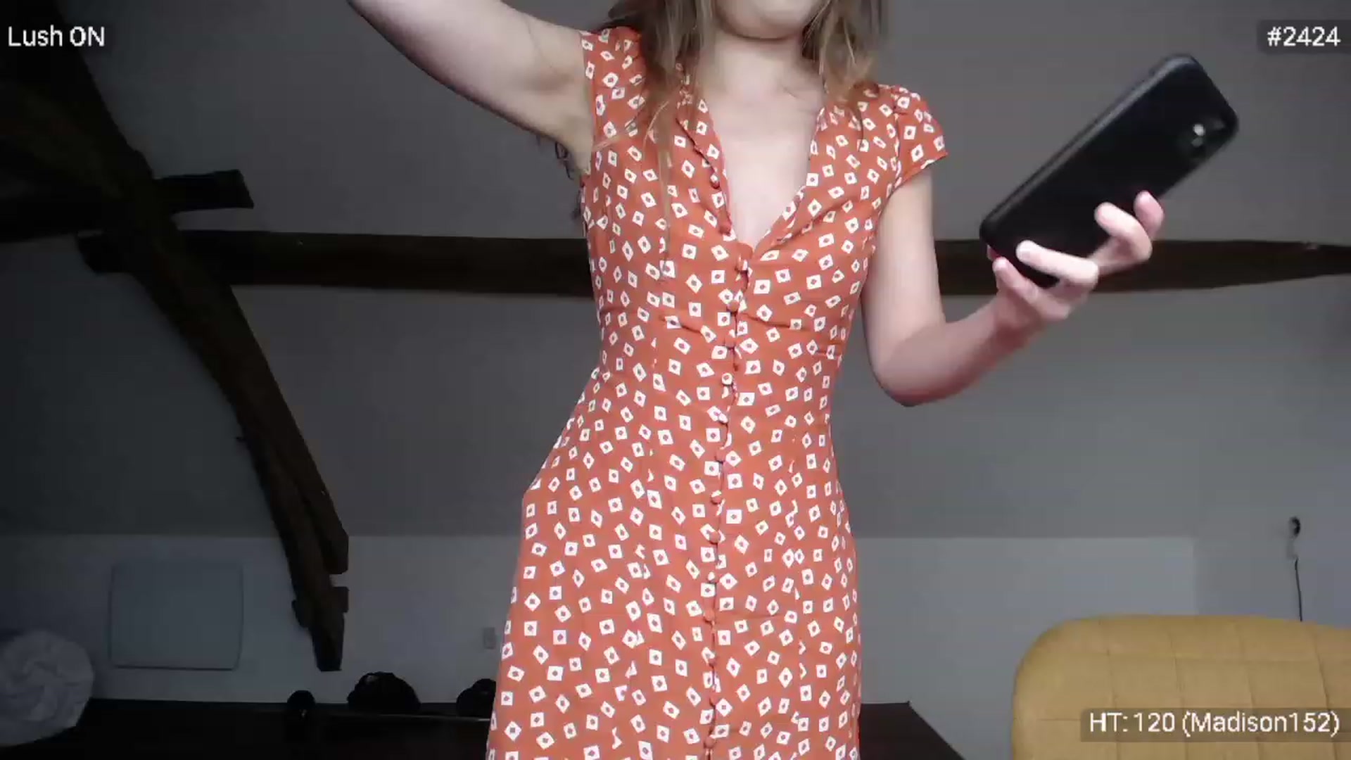 Gallery image thumbnail from Bootysaur's myfreecams stream on, 09/25/2023, 10:01 image 13 of 20