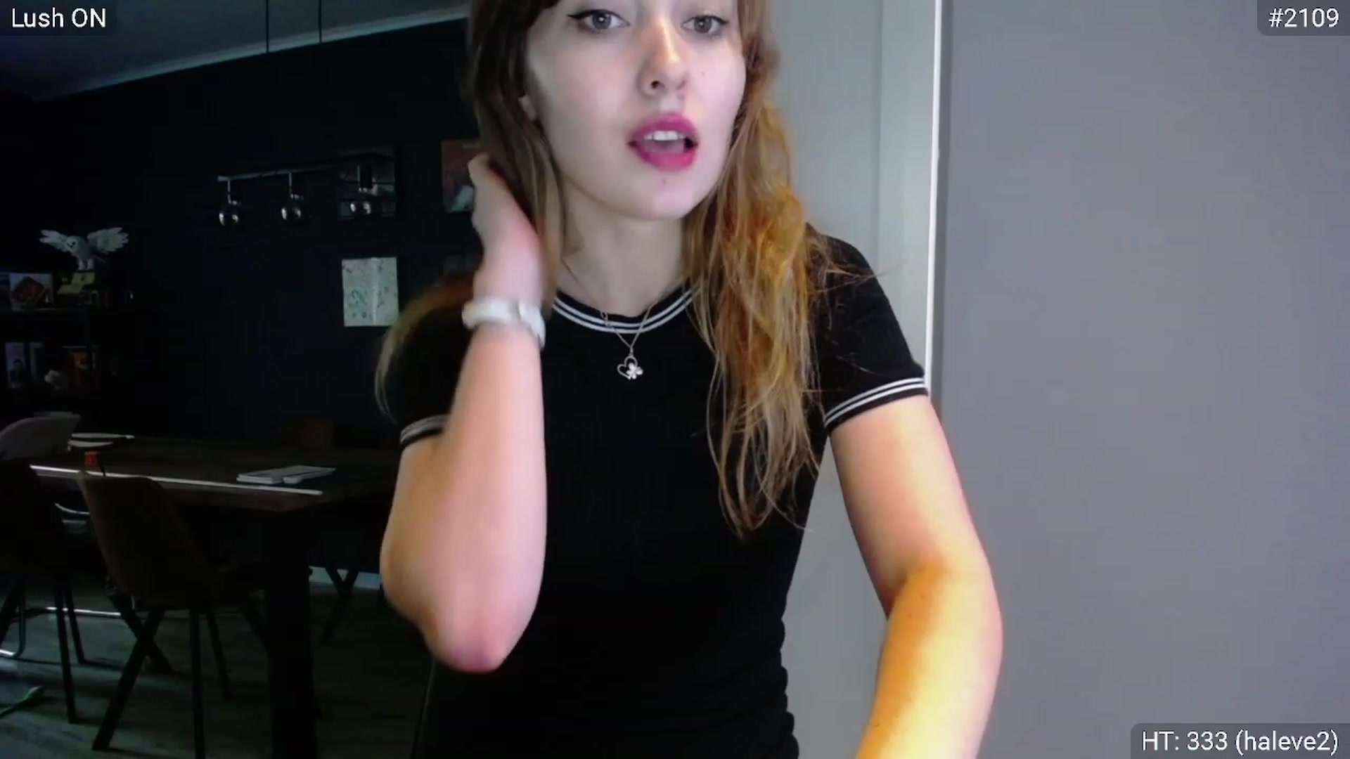 Gallery image thumbnail from Bootysaur's myfreecams stream on, 11/21/2023, 11:59 image 20 of 20