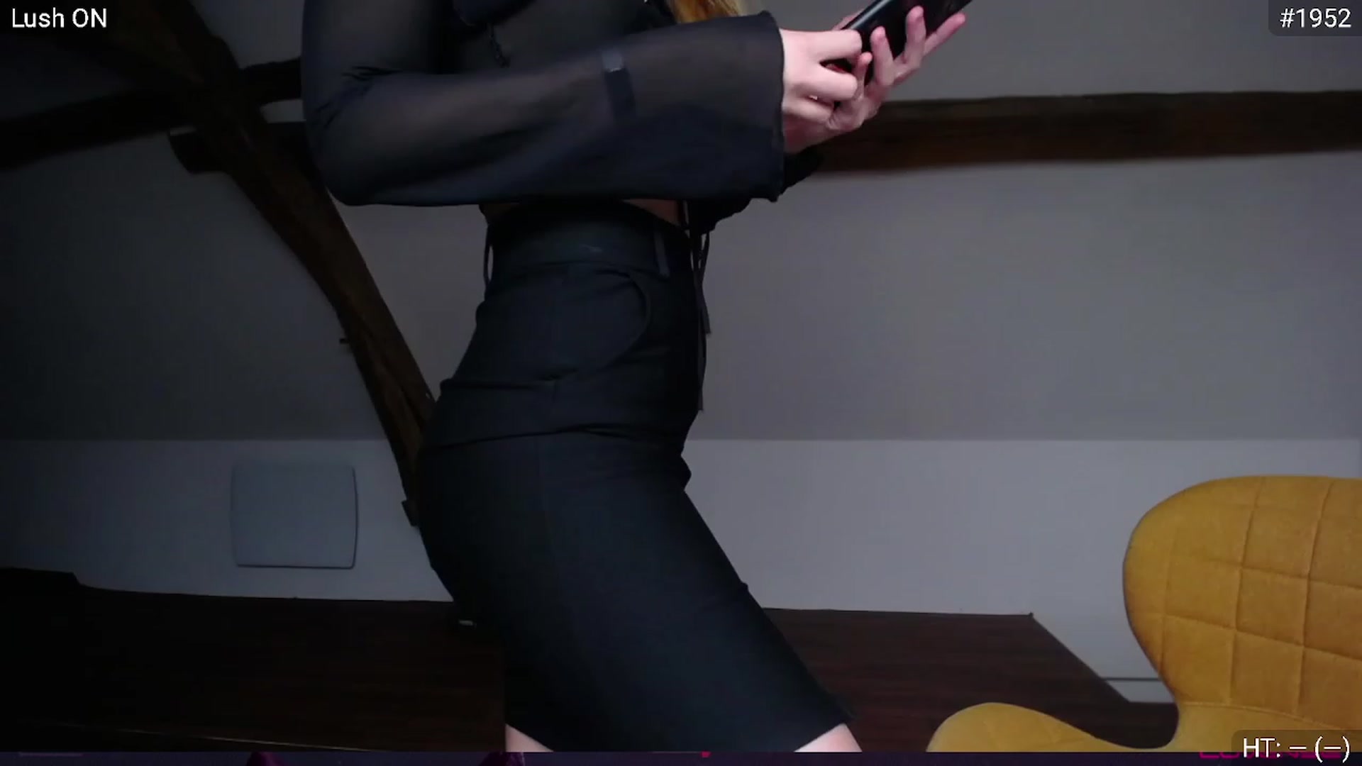 Gallery image thumbnail from Bootysaur's myfreecams stream on, 12/06/2023, 10:12 image 12 of 20