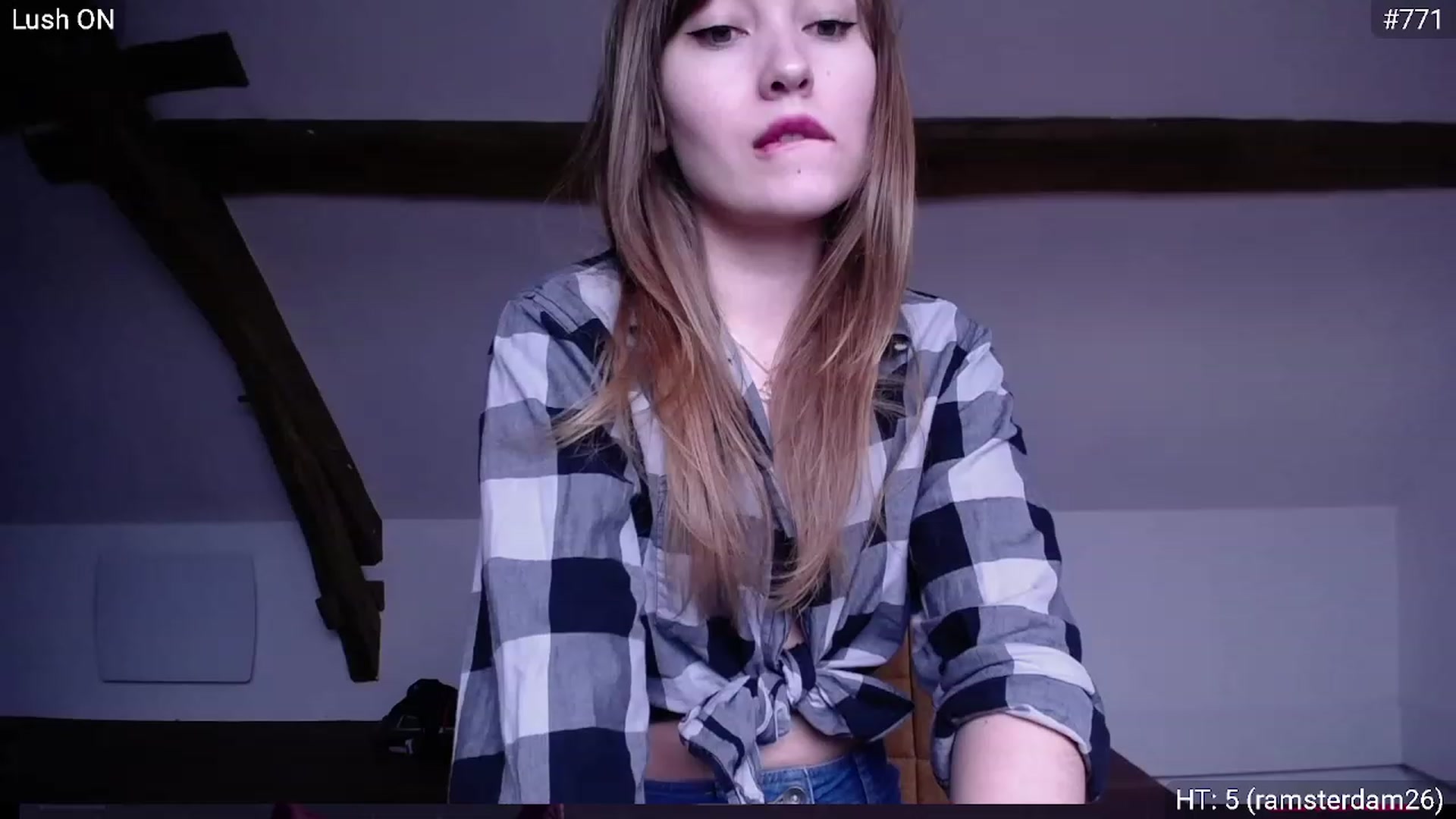 Gallery image thumbnail from Bootysaur's myfreecams stream on, 12/07/2023, 13:20 image 11 of 20