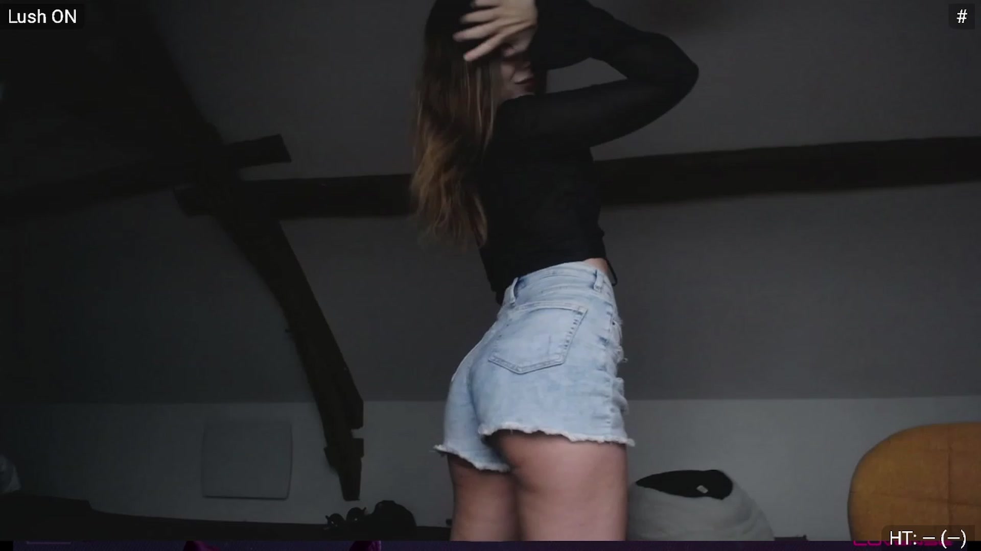 Gallery image thumbnail from Bootysaur's myfreecams stream on, 01/03/2024, 10:31 image 8 of 20