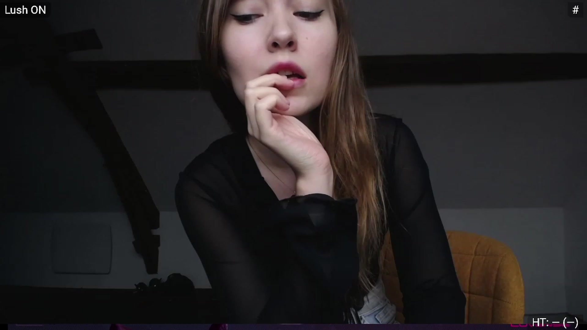 Gallery image thumbnail from Bootysaur's myfreecams stream on, 01/03/2024, 10:31 image 4 of 20