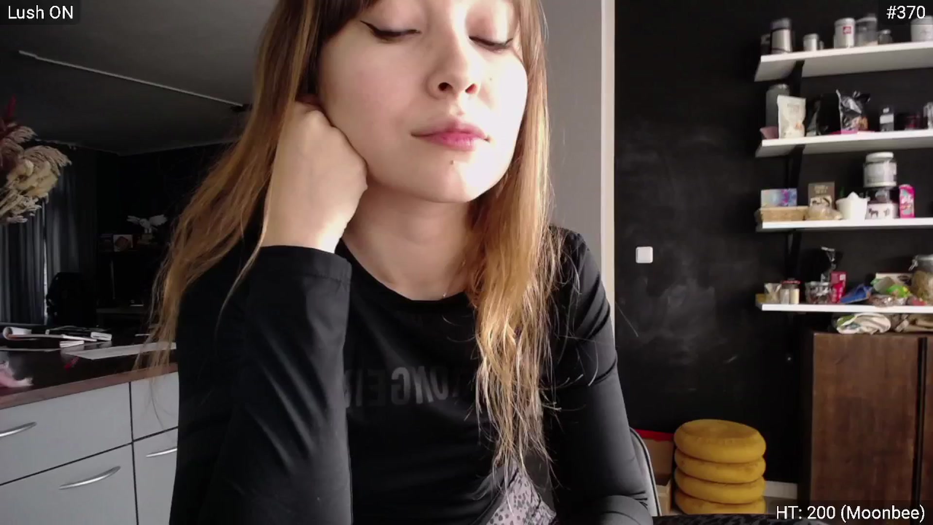 Gallery image thumbnail from Bootysaur's myfreecams stream on, 02/01/2024, 10:59 image 20 of 20