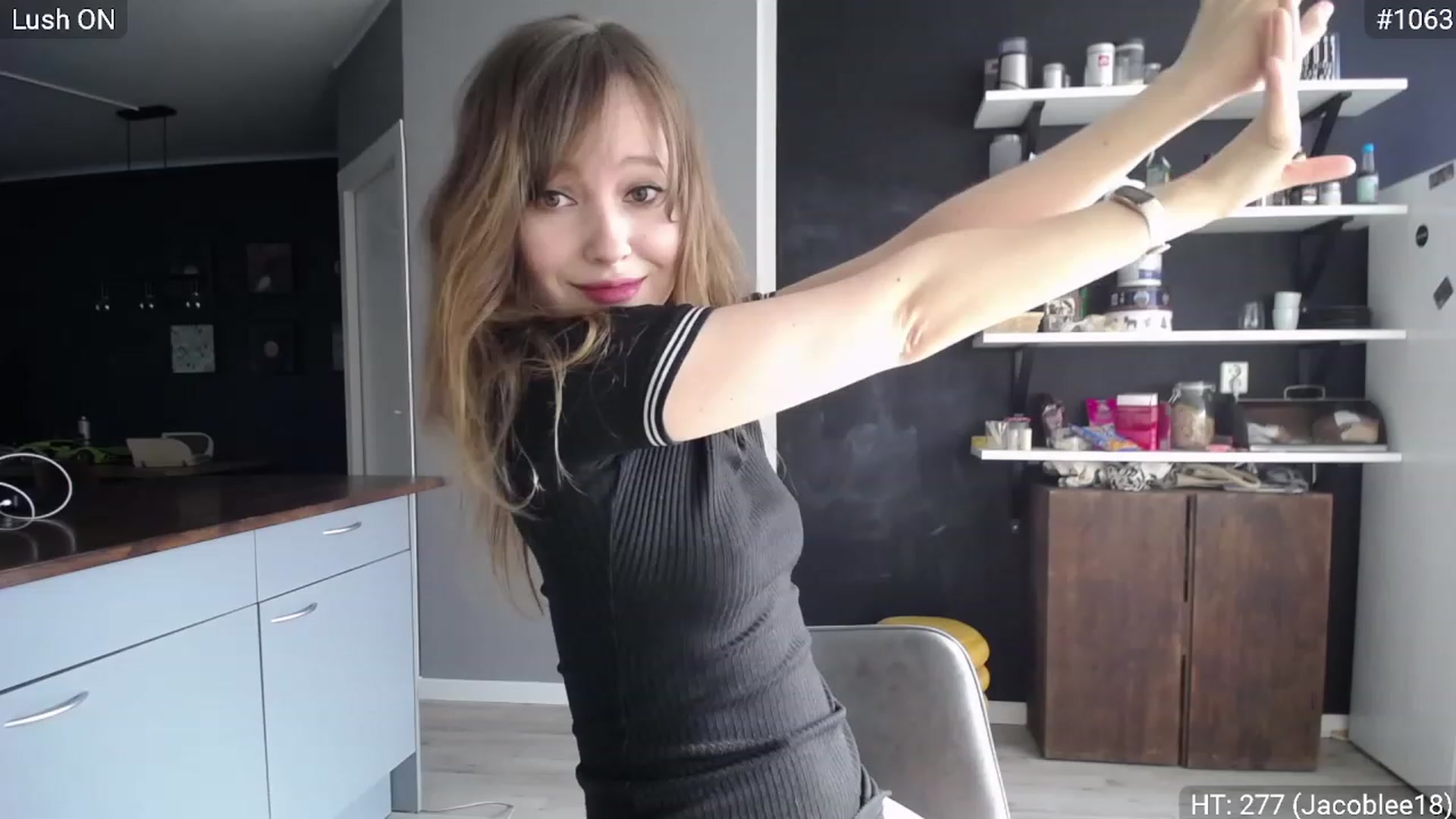 Gallery image thumbnail from Bootysaur's myfreecams stream on, 02/12/2024, 11:27 image 9 of 20