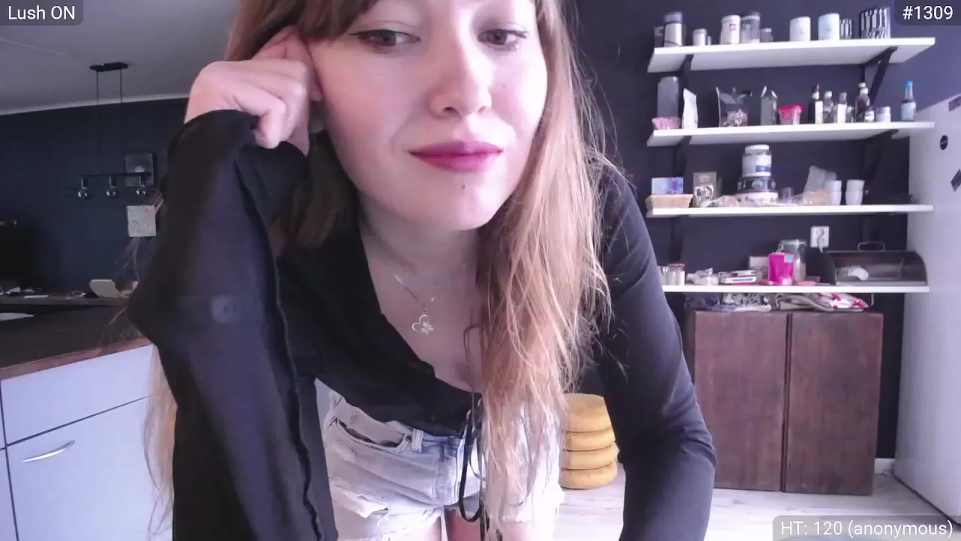 Gallery image thumbnail from Bootysaur's myfreecams stream on, 02/20/2024, 12:10 image 1 of 20