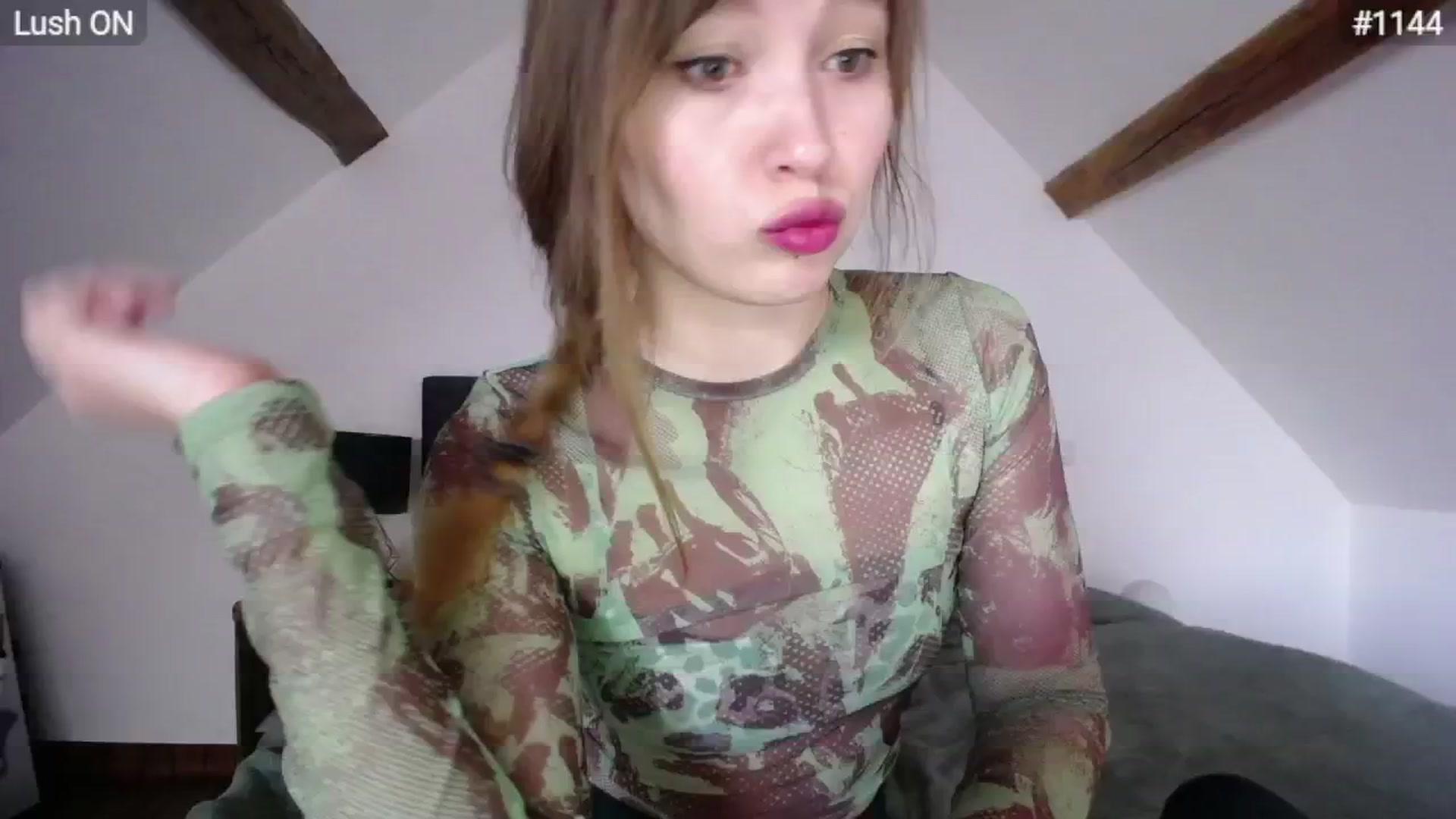 Gallery image thumbnail from Bootysaur's myfreecams stream on, 04/26/2024, 09:21 image 1 of 20