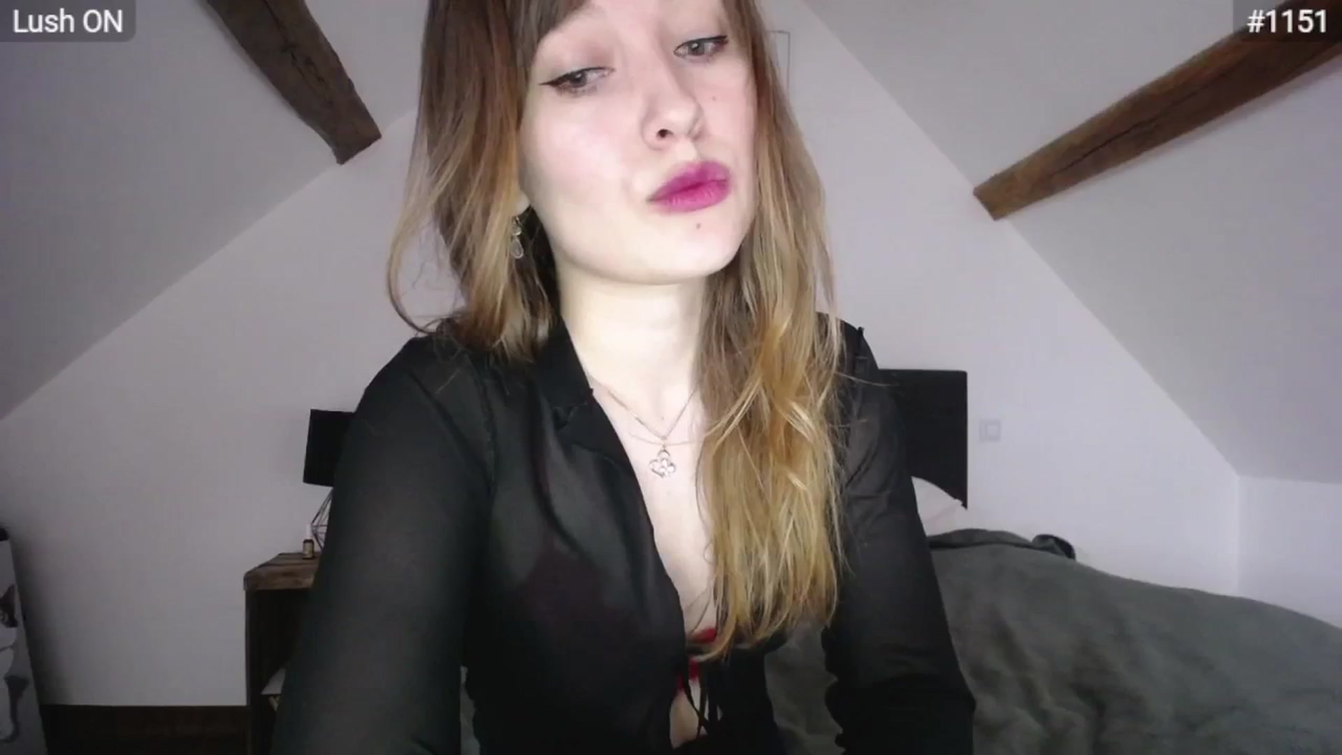 Gallery image thumbnail from Bootysaur's myfreecams stream on, 04/27/2024, 11:05 image 16 of 20