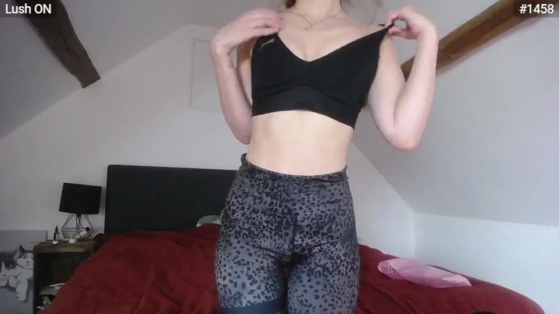 Gallery image thumbnail from Bootysaur's myfreecams stream on, 05/14/2024, 09:29 image 20 of 20