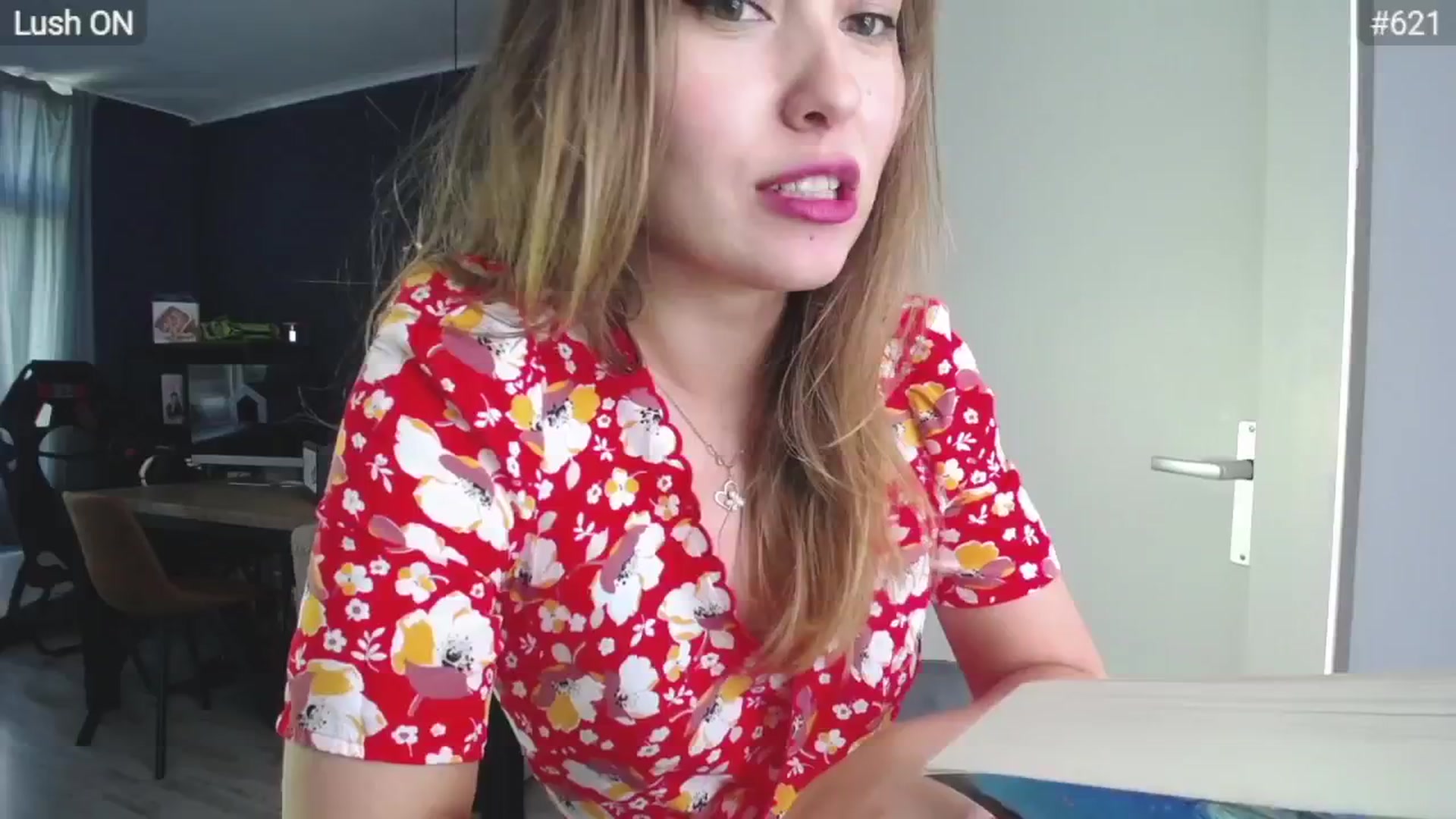Gallery image thumbnail from Bootysaur's myfreecams stream on, 07/18/2024, 12:13 image 6 of 20