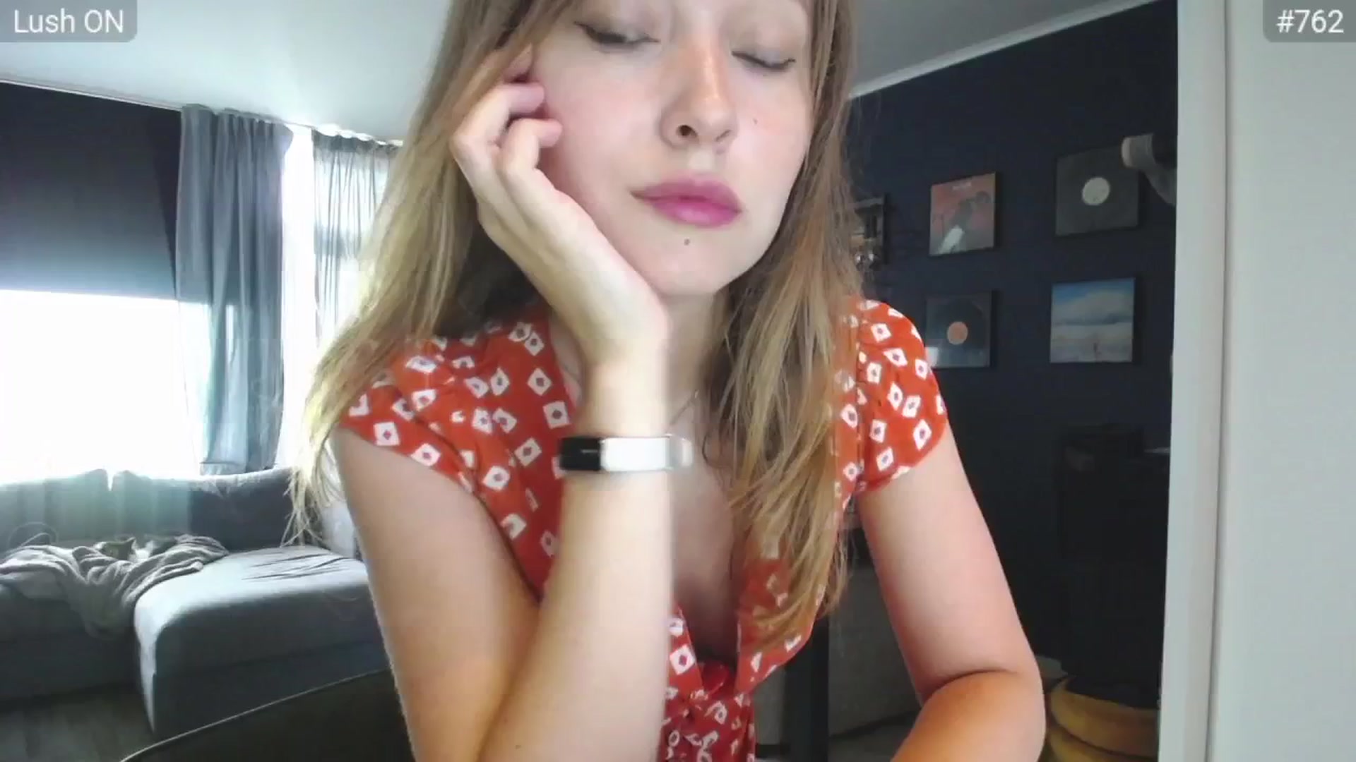 Gallery image thumbnail from Bootysaur's myfreecams stream on, 07/23/2024, 08:37 image 7 of 20