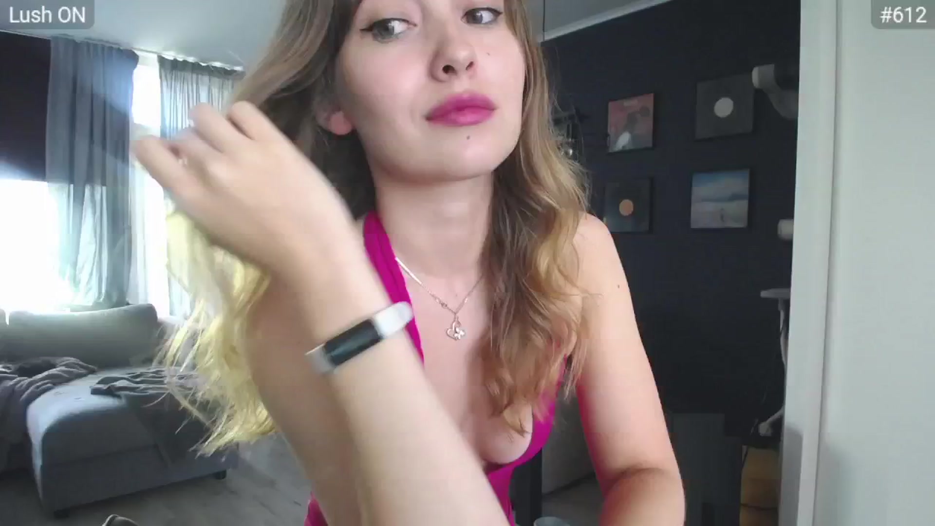 Gallery image thumbnail from Bootysaur's myfreecams stream on, 07/25/2024, 11:50 image 13 of 20