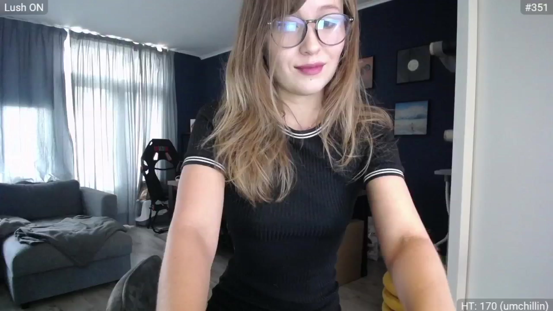 Gallery image thumbnail from Bootysaur's myfreecams stream on, 09/30/2024, 08:48 image 4 of 20