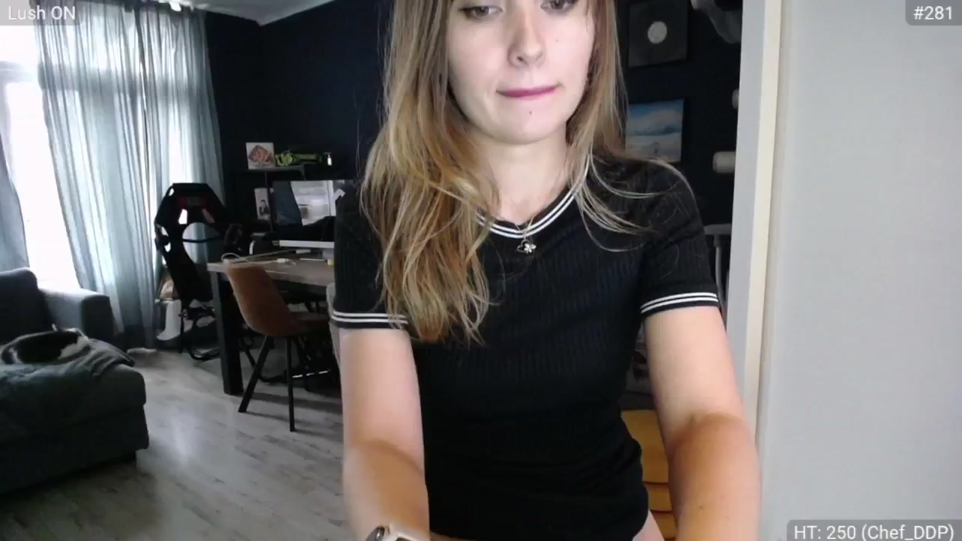 Gallery image thumbnail from Bootysaur's myfreecams stream on, 09/30/2024, 13:07 image 19 of 20