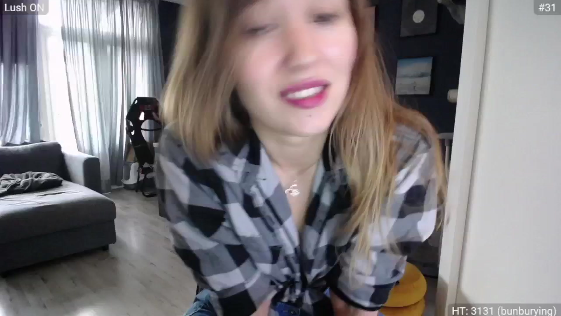 Gallery image thumbnail from Bootysaur's myfreecams stream on, 10/01/2024, 12:08 image 18 of 20