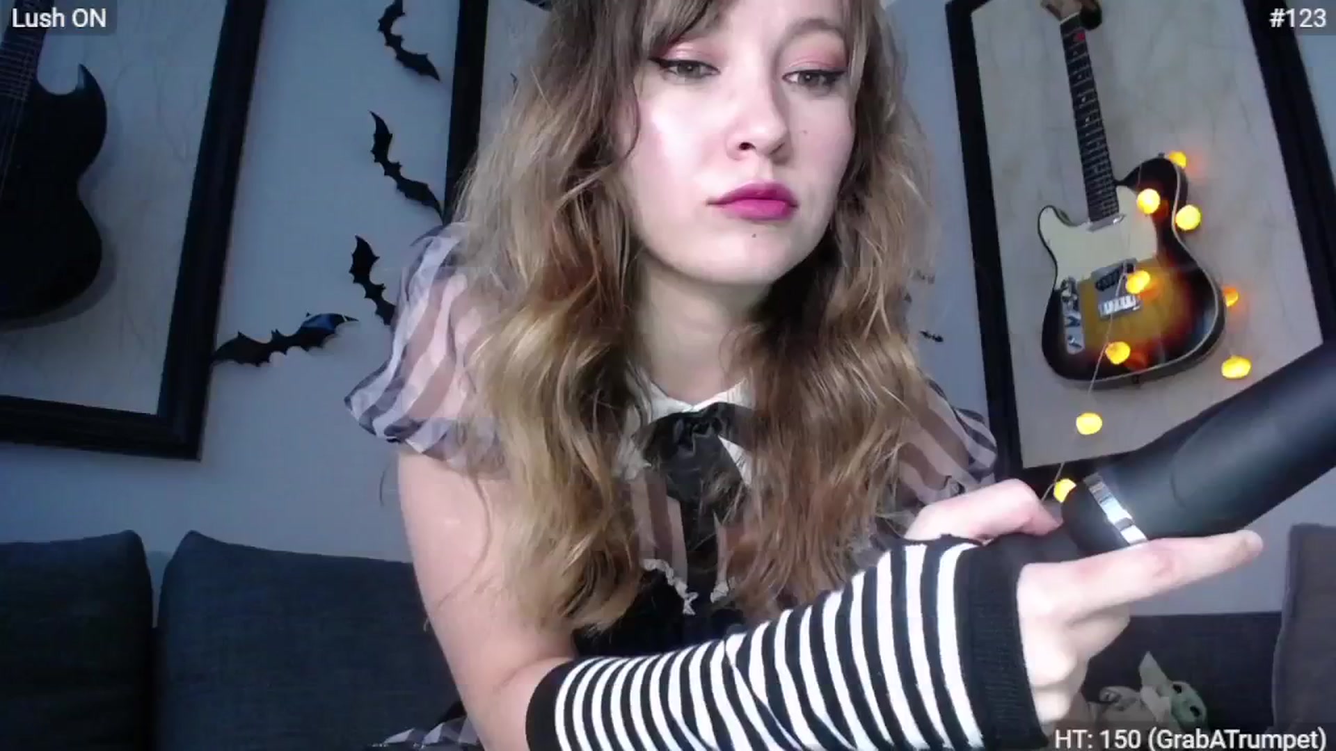 Gallery image thumbnail from Bootysaur's myfreecams stream on, 10/26/2024, 14:04 image 5 of 20