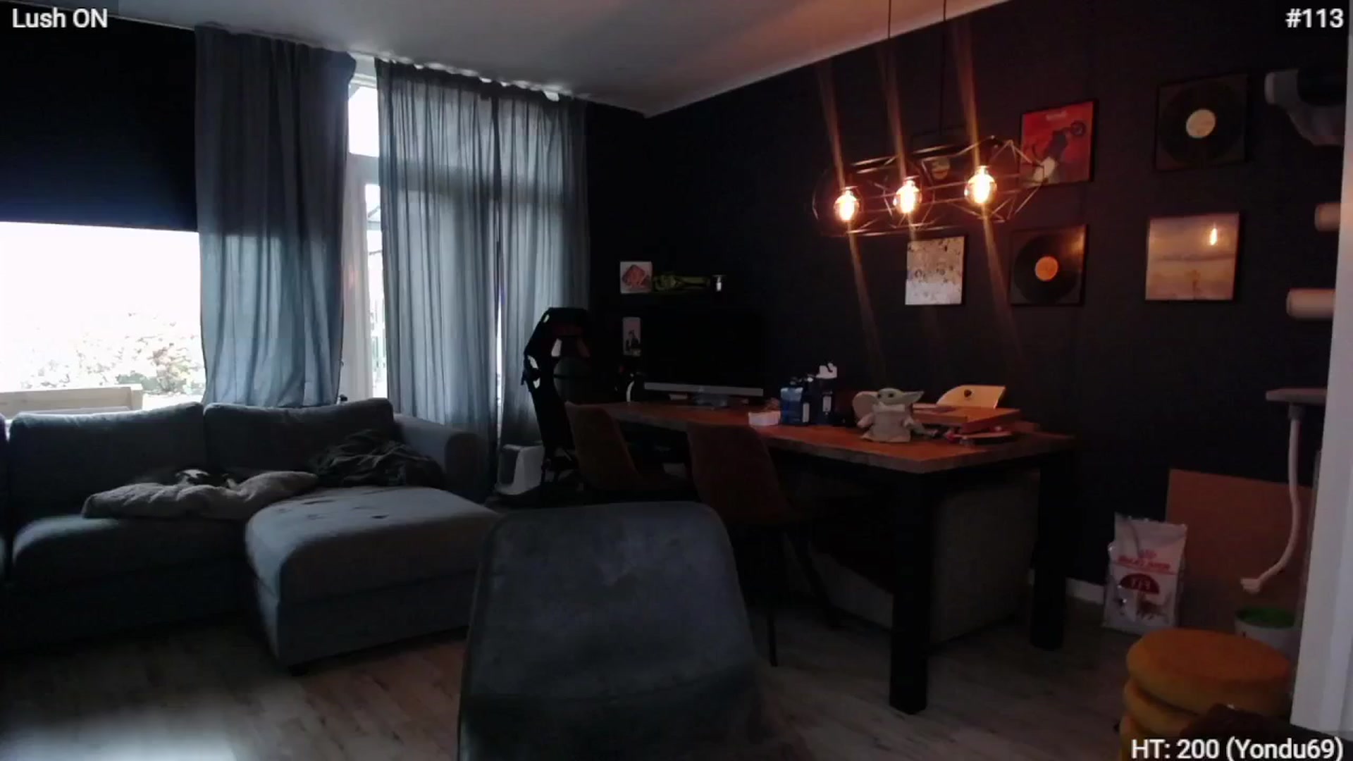 Gallery image thumbnail from Bootysaur's myfreecams stream on, 10/30/2024, 13:30 image 7 of 20
