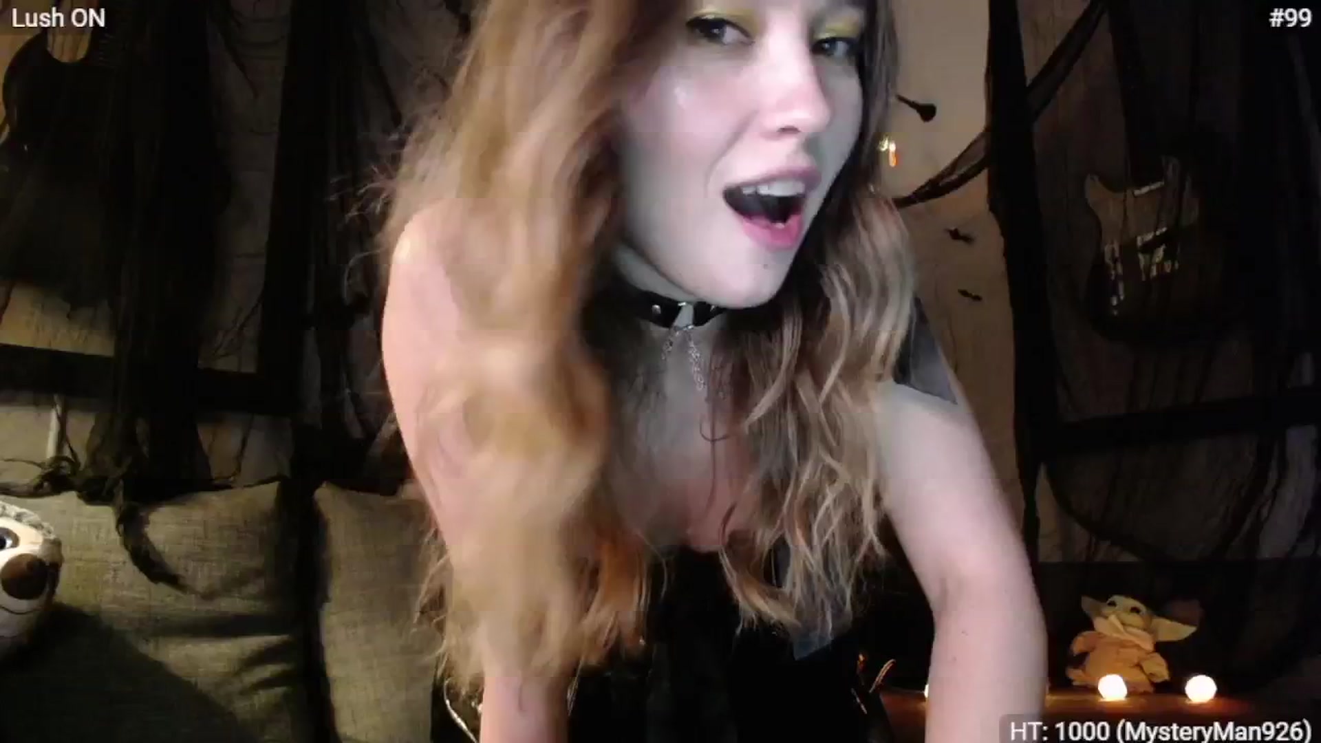 Gallery image thumbnail from Bootysaur's myfreecams stream on, 10/31/2024, 17:43 image 5 of 20