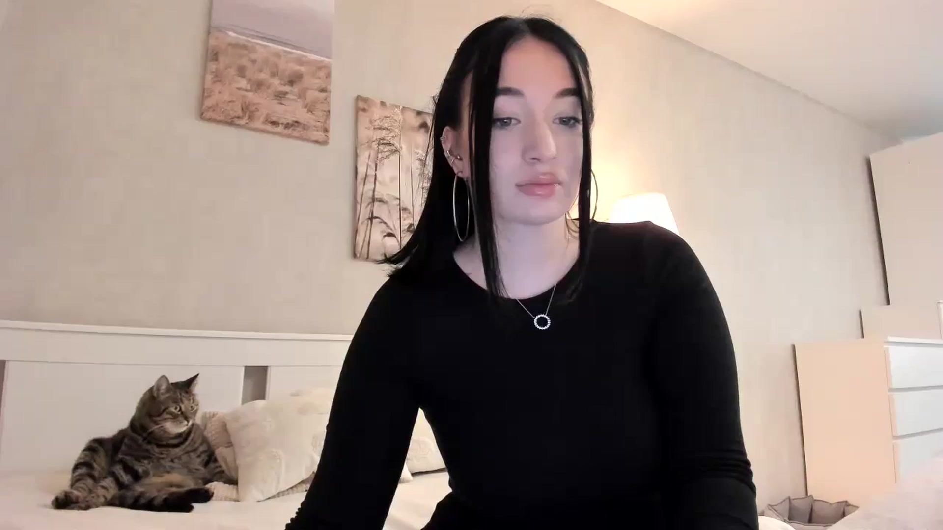 Gallery image thumbnail from BoredRoom's myfreecams stream on, 05/17/2024, 11:30 image 1 of 20