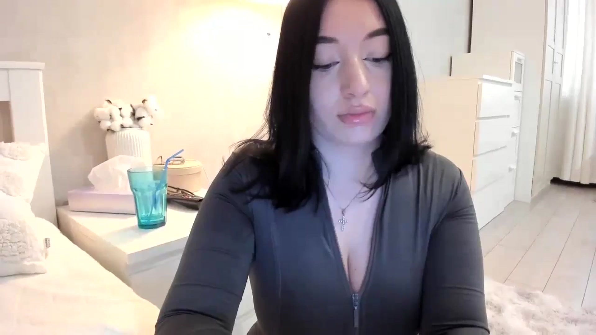 Gallery image thumbnail from BoredRoom's myfreecams stream on, 05/20/2024, 06:22 image 2 of 20