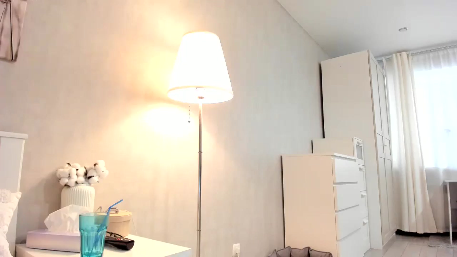 Gallery image thumbnail from BoredRoom's myfreecams stream on, 05/20/2024, 06:22 image 1 of 20