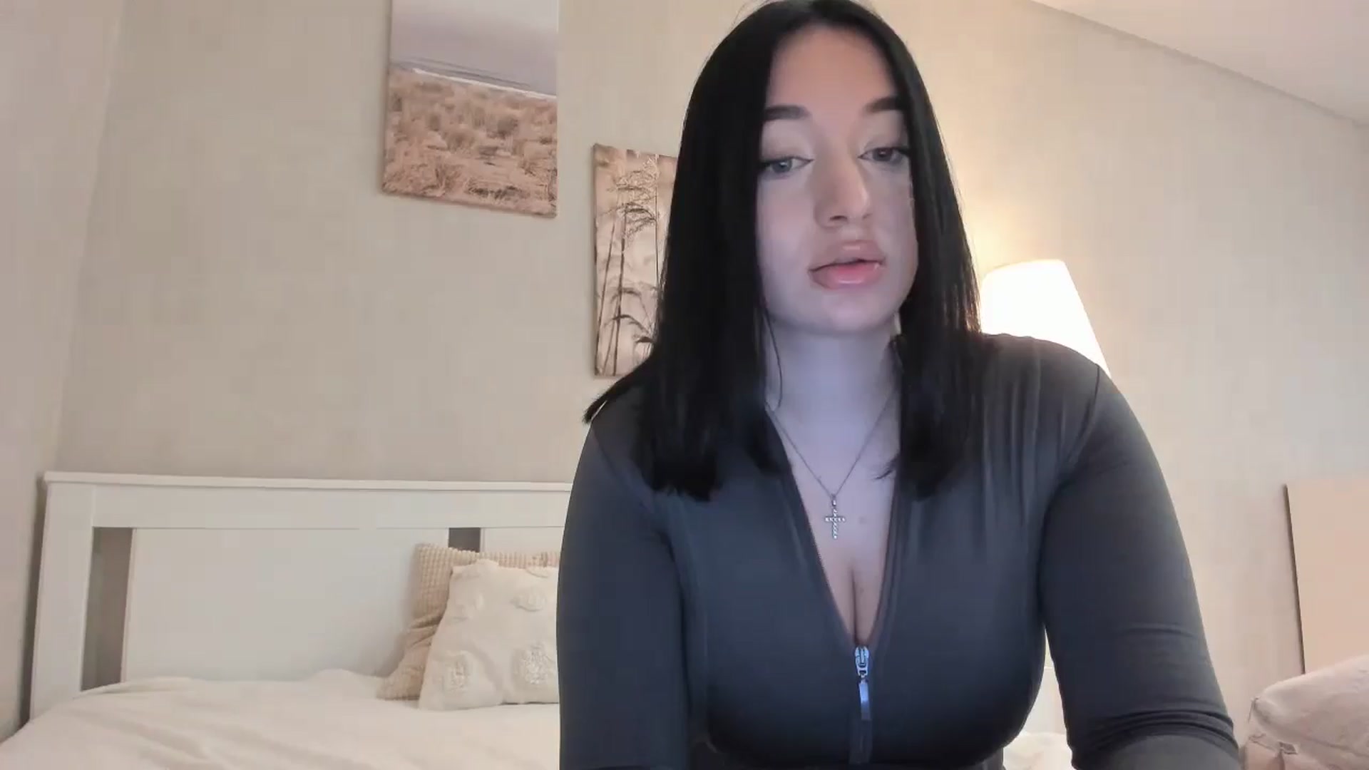 Gallery image thumbnail from BoredRoom's myfreecams stream on, 05/20/2024, 11:12 image 10 of 20