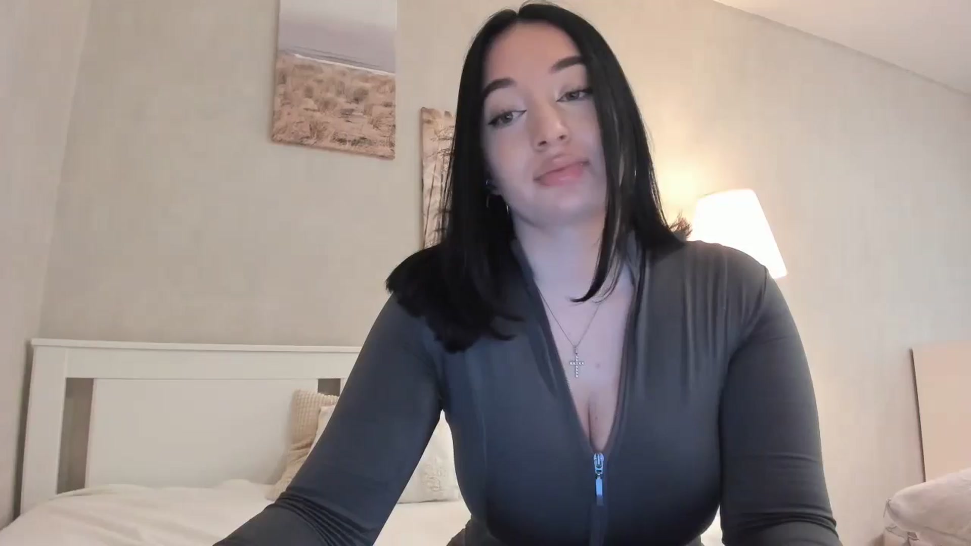Gallery image thumbnail from BoredRoom's myfreecams stream on, 05/20/2024, 11:12 image 12 of 20