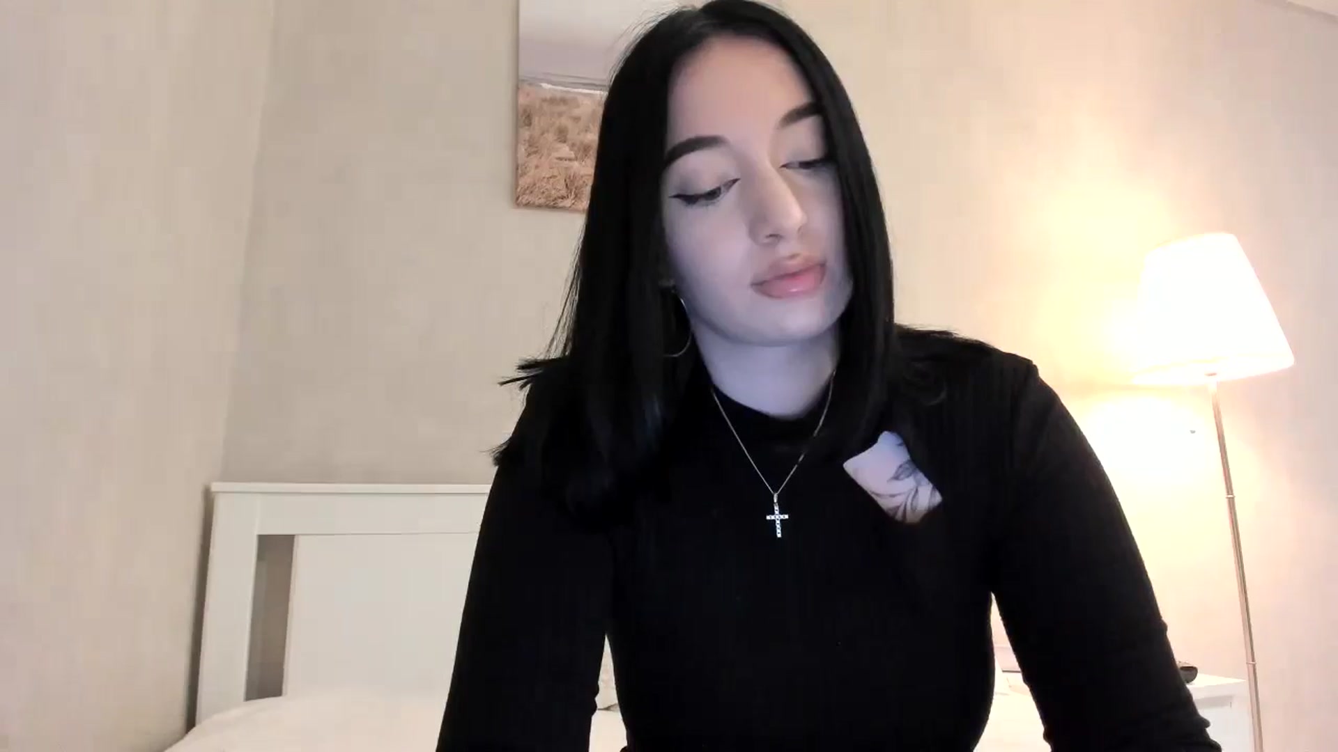 Gallery image thumbnail from BoredRoom's myfreecams stream on, 05/21/2024, 13:17 image 18 of 20