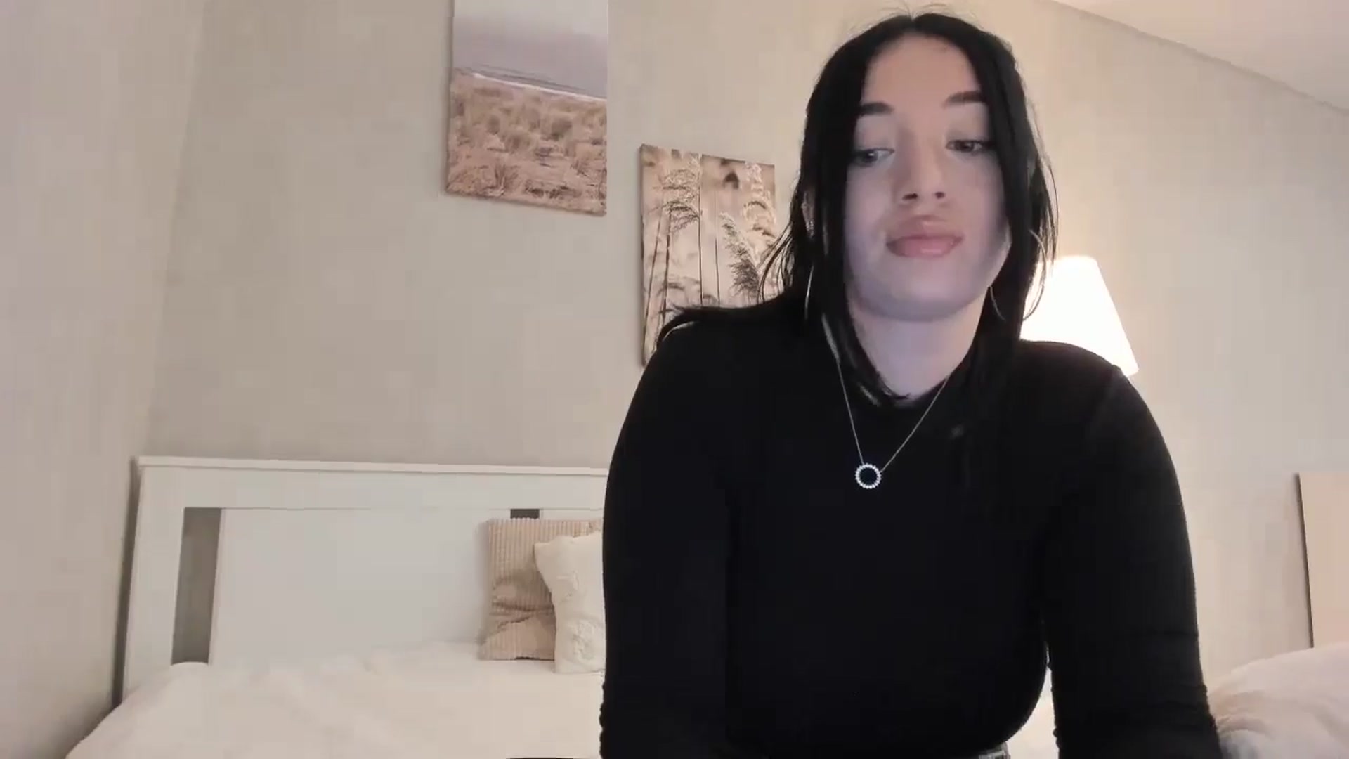 Gallery image thumbnail from BoredRoom's myfreecams stream on, 05/22/2024, 10:22 image 5 of 20