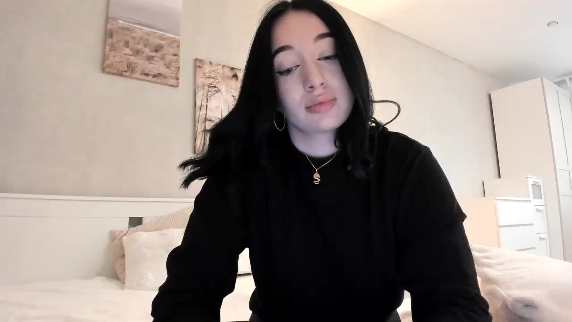 Gallery image thumbnail from BoredRoom's myfreecams stream on, 05/29/2024, 10:18 image 1 of 20