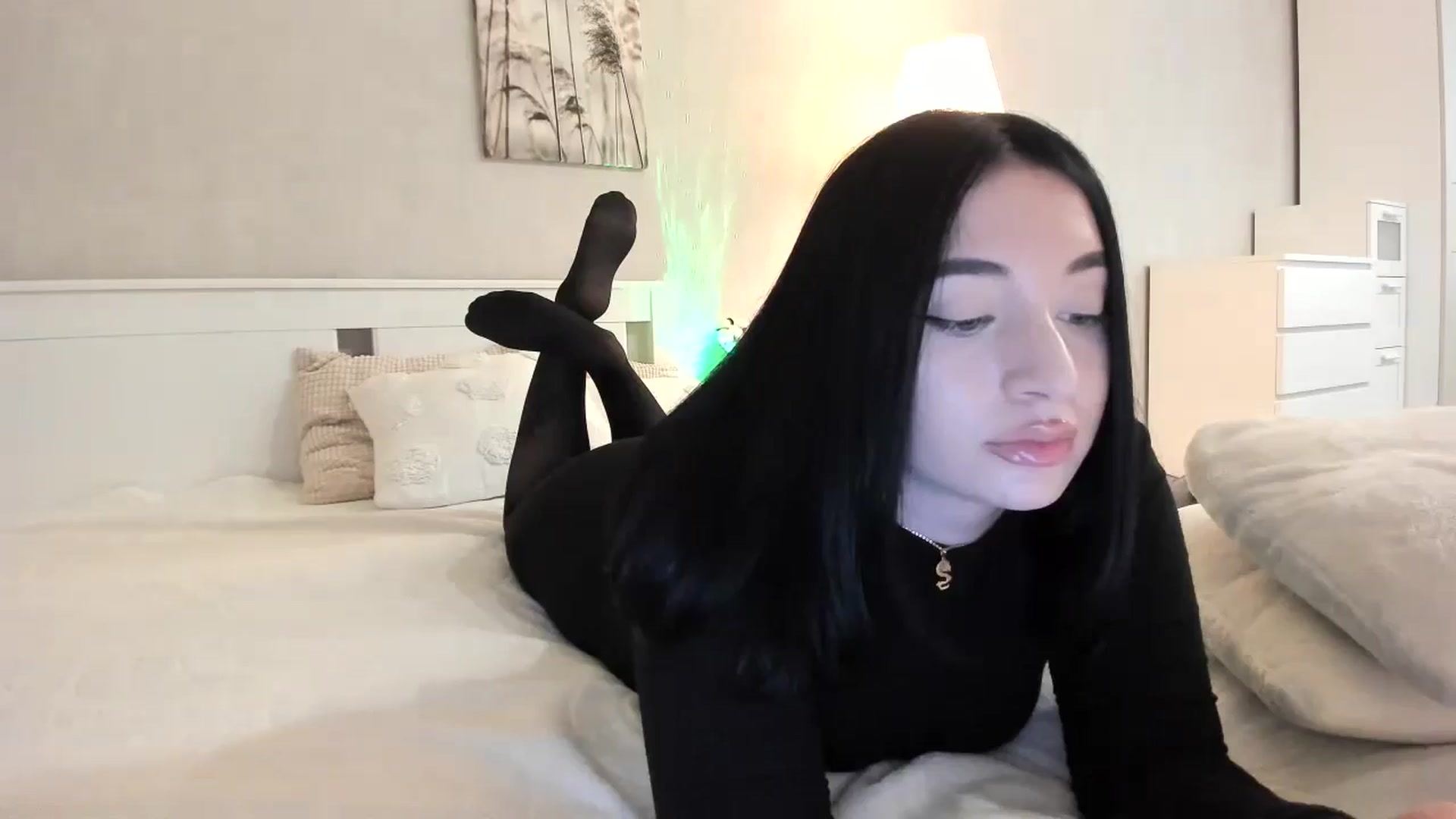 Gallery image thumbnail from BoredRoom's myfreecams stream on, 06/10/2024, 08:48 image 16 of 20
